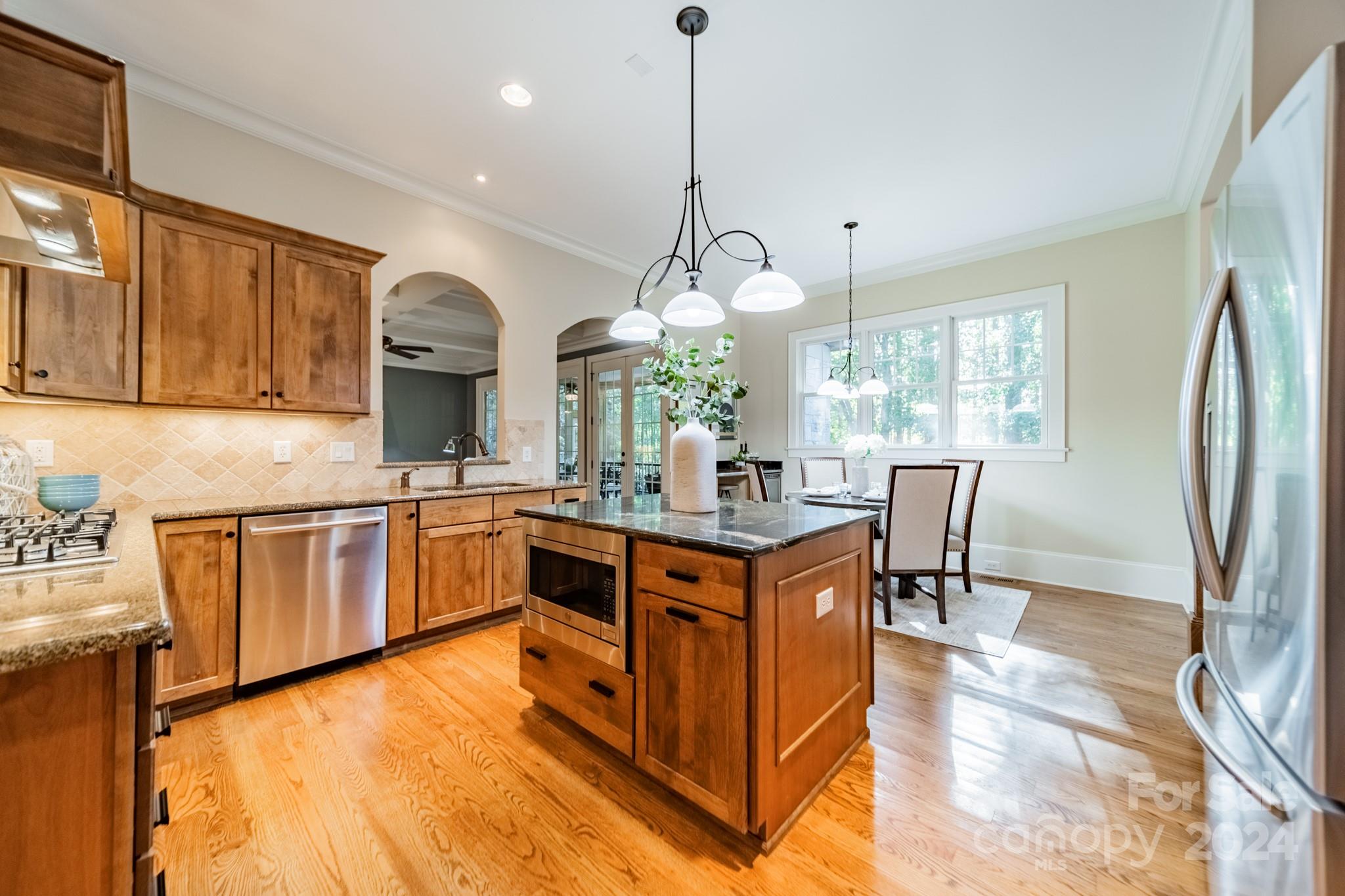 114 Hammersmith Farm Lane Unit: 528