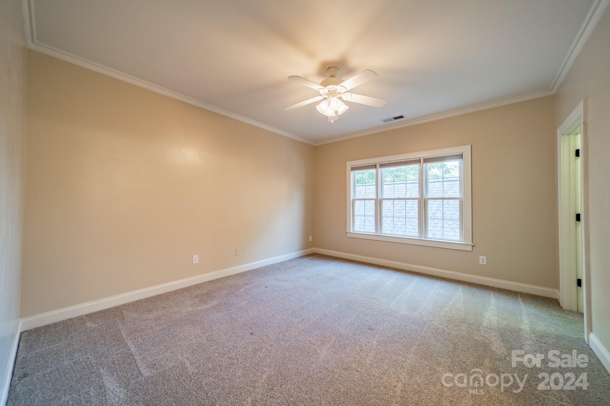 114 Hammersmith Farm Lane Unit: 528