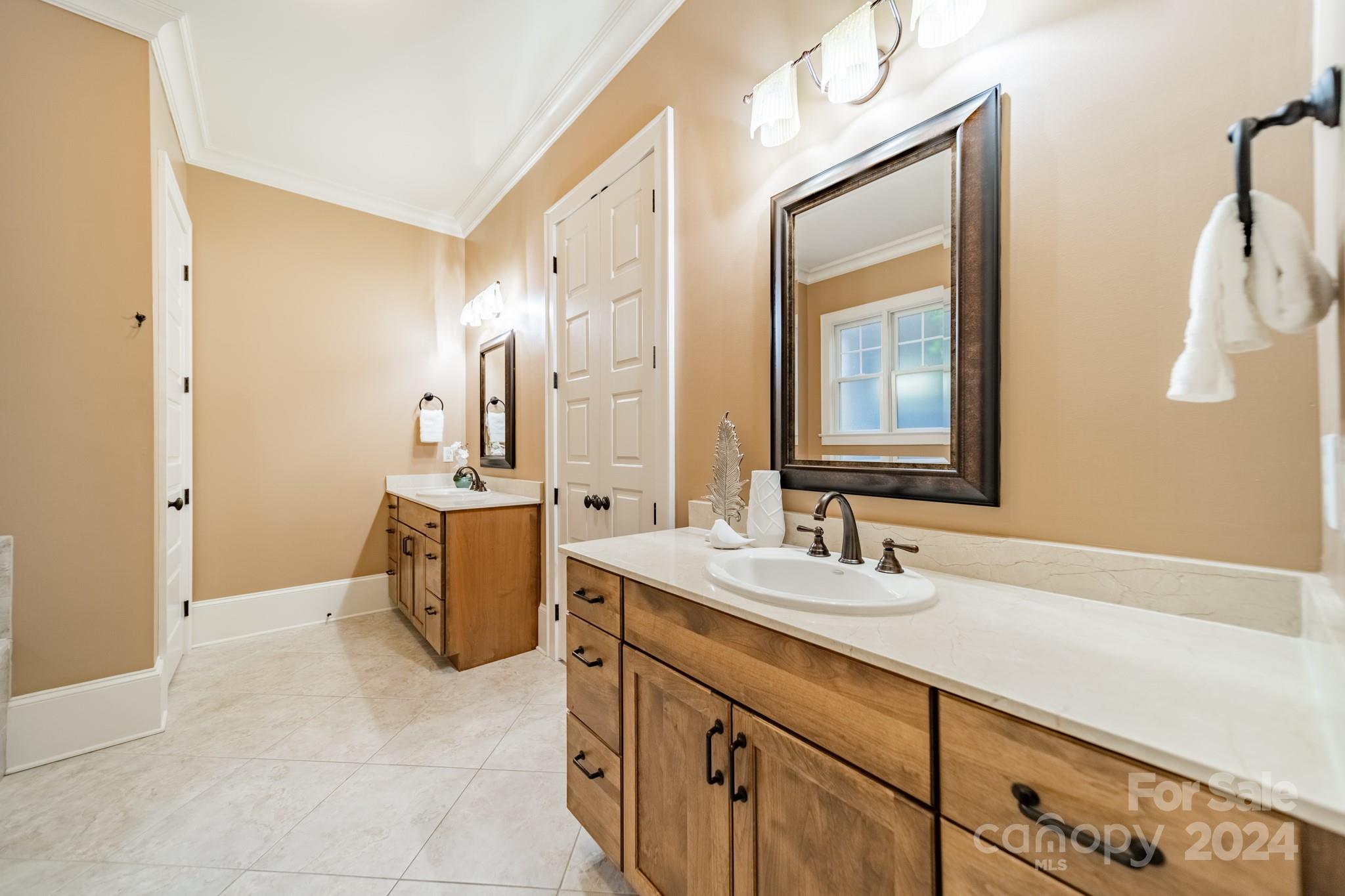 114 Hammersmith Farm Lane Unit: 528