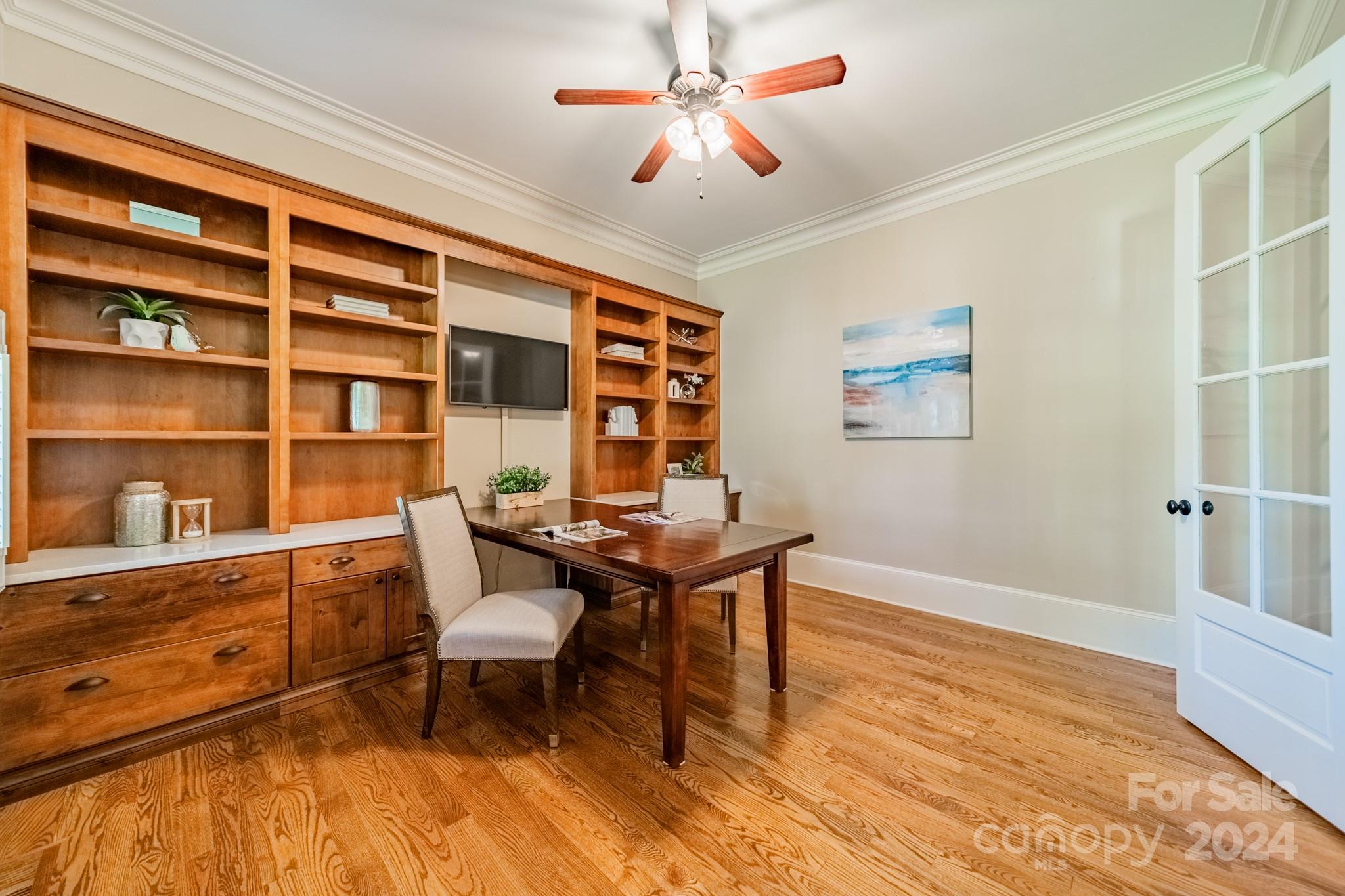114 Hammersmith Farm Lane Unit: 528