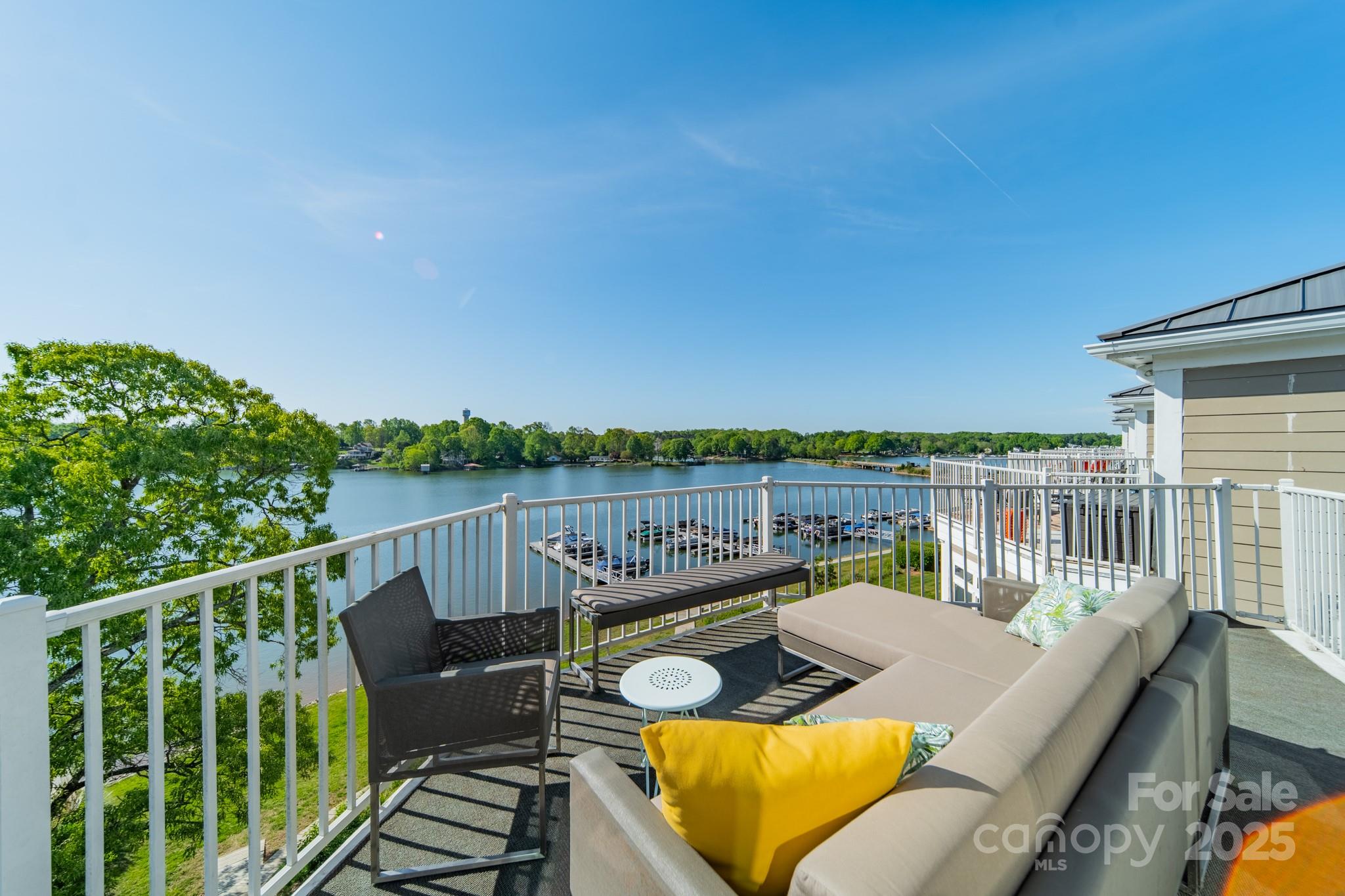 637 Williamson Road Unit: 309