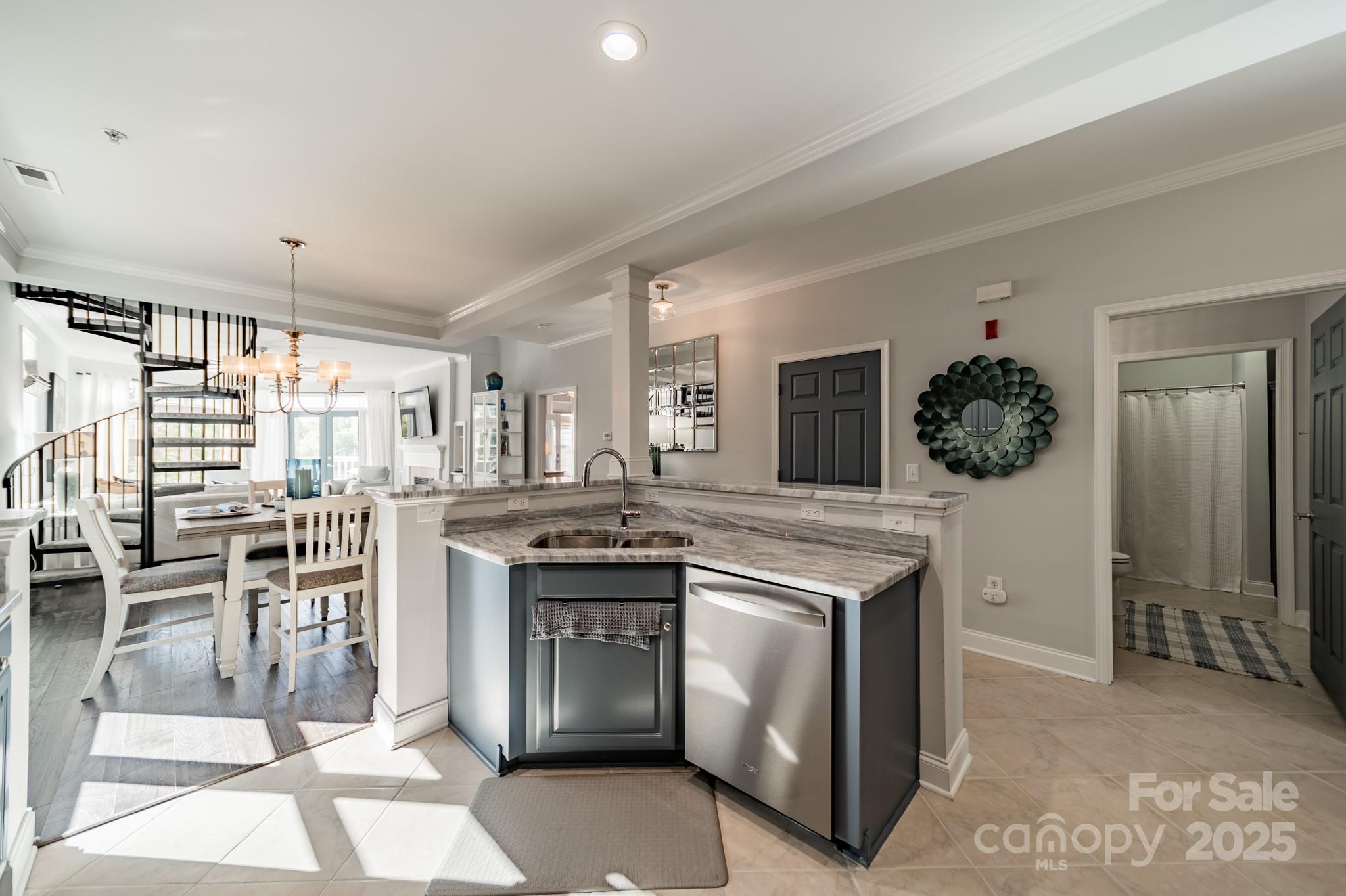 637 Williamson Road Unit: 309