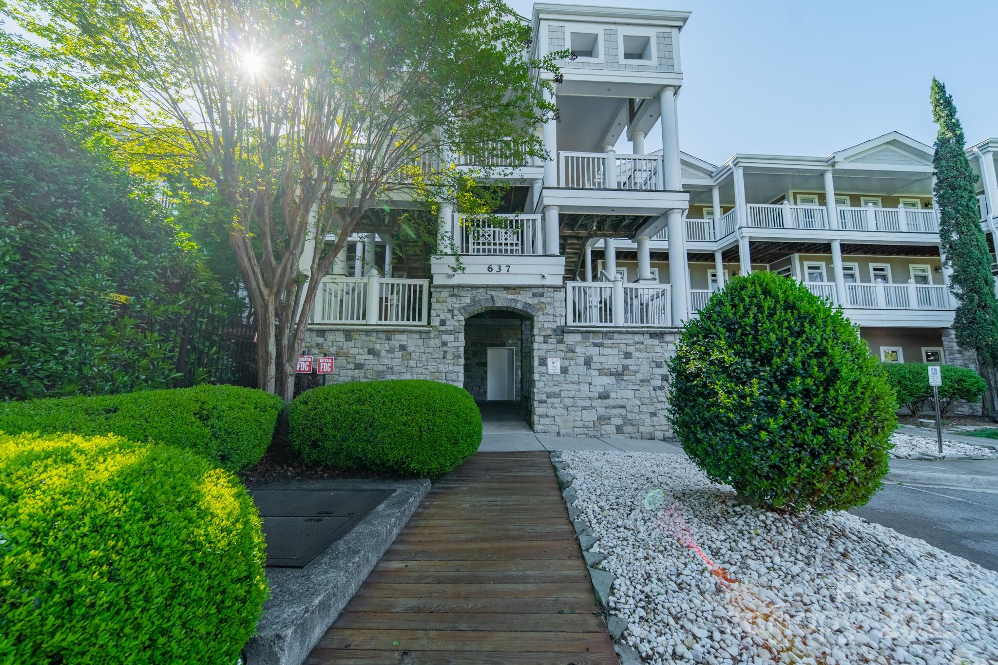 637 Williamson Road Unit: 309