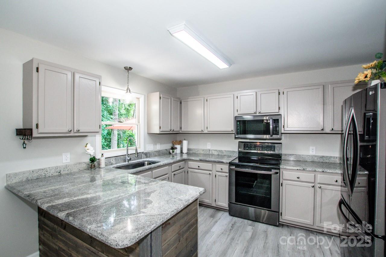 152 Kingfisher Drive