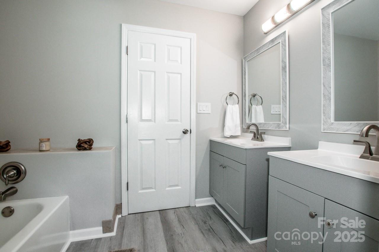 152 Kingfisher Drive