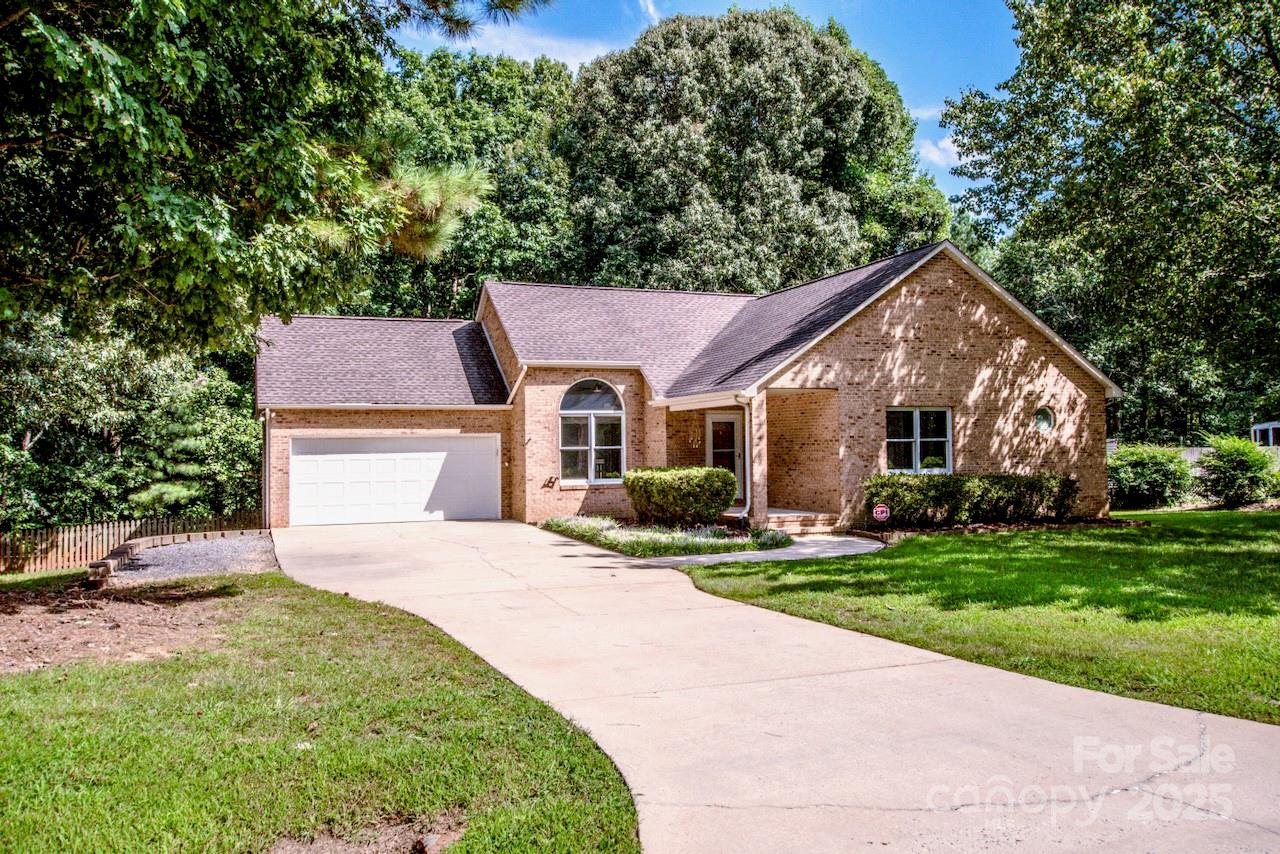 152 Kingfisher Drive