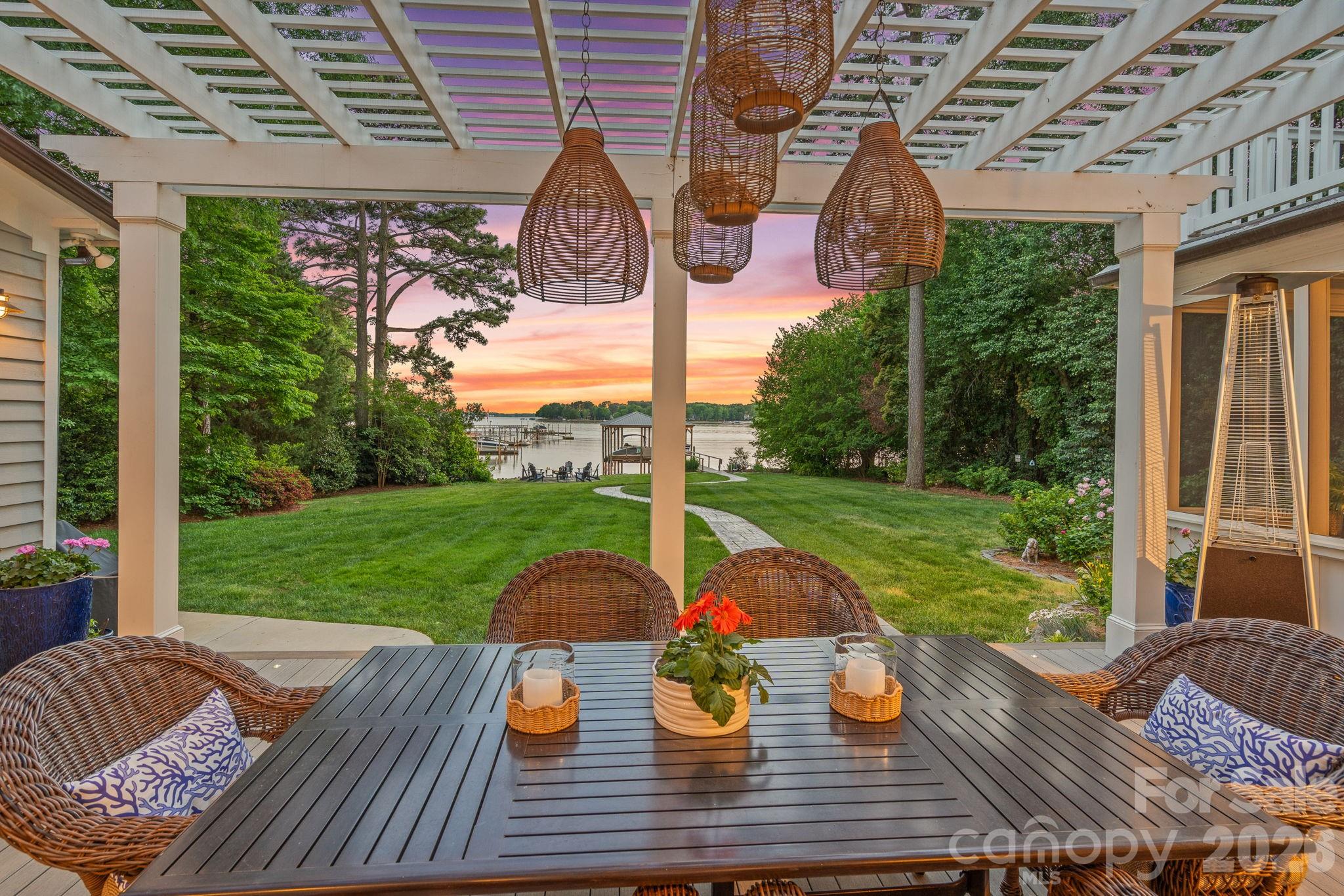 107 Beachview Drive