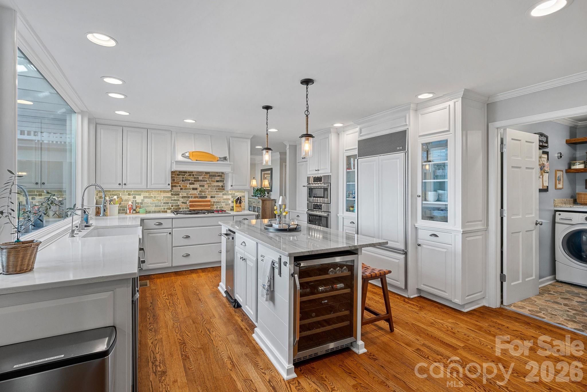 107 Beachview Drive
