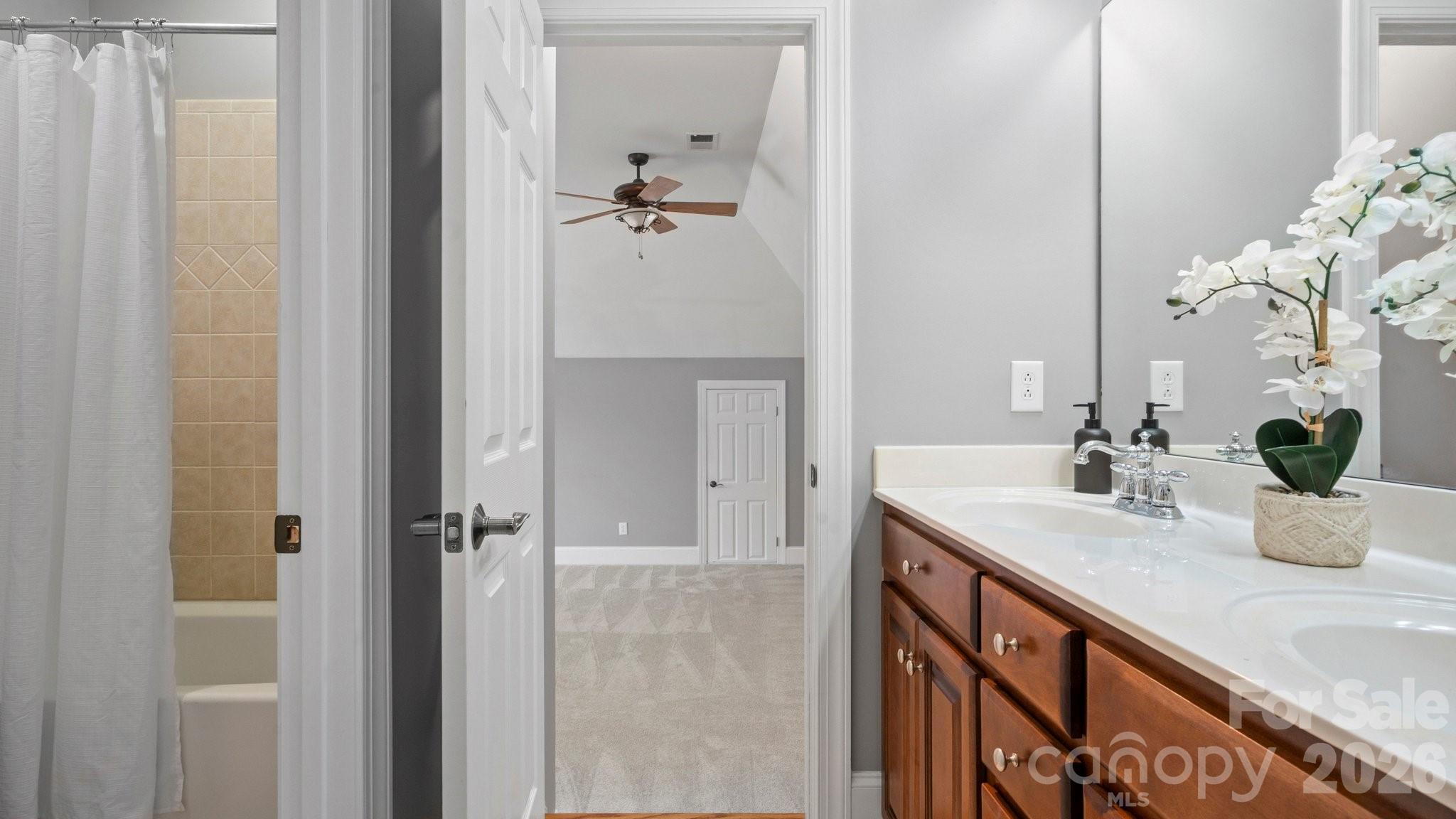 6263 Chamar Circle