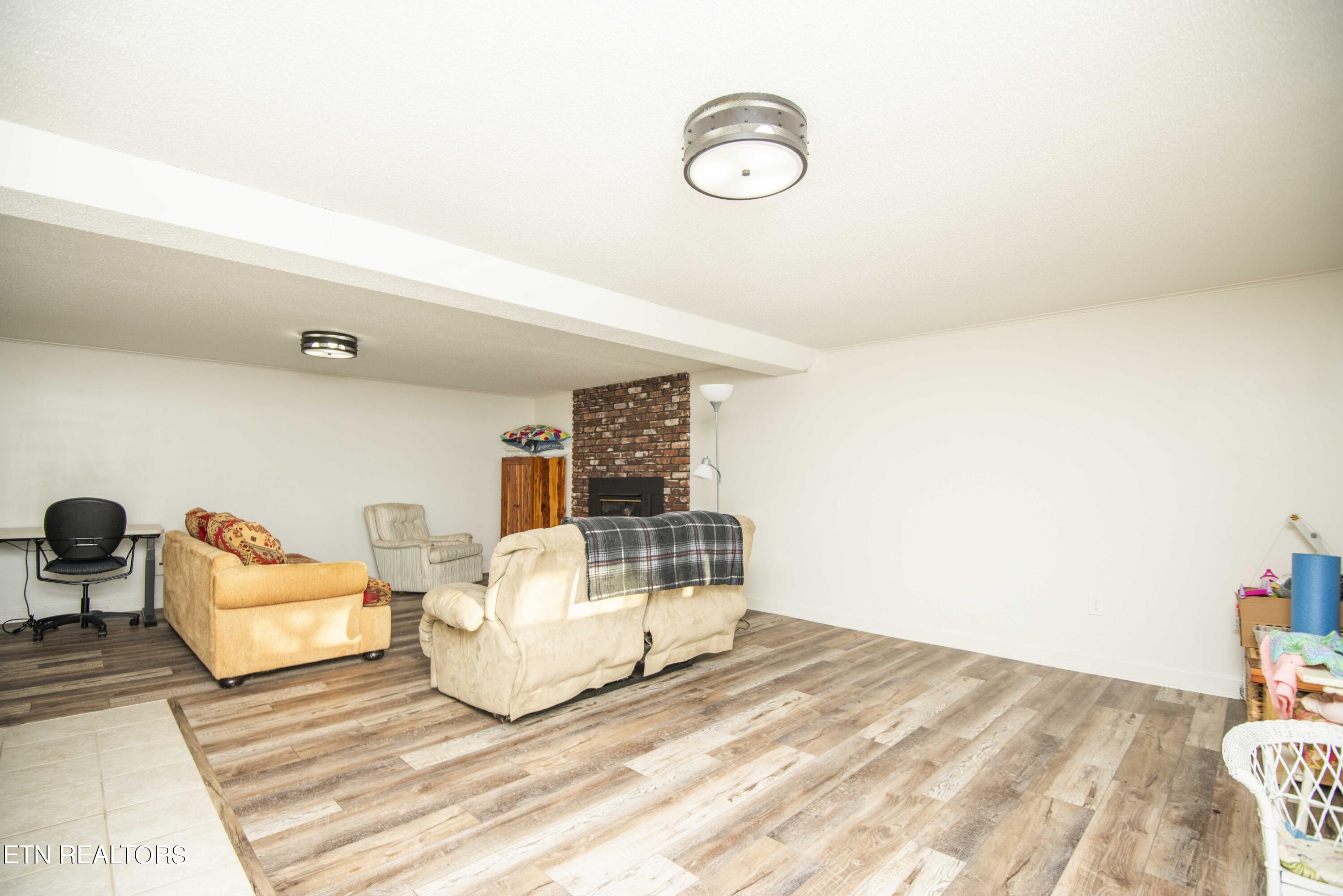 6408 Flintrock Circle