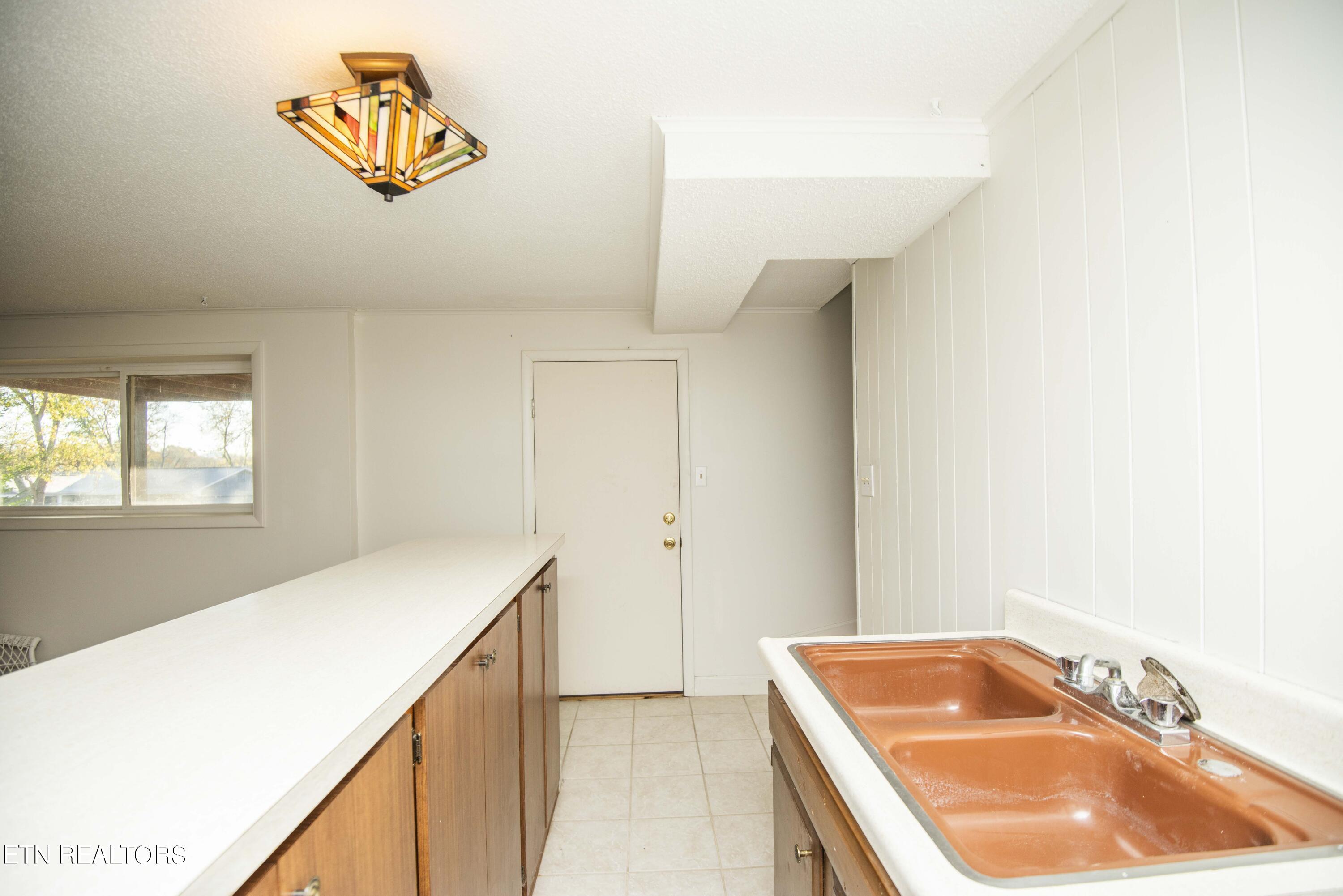 6408 Flintrock Circle