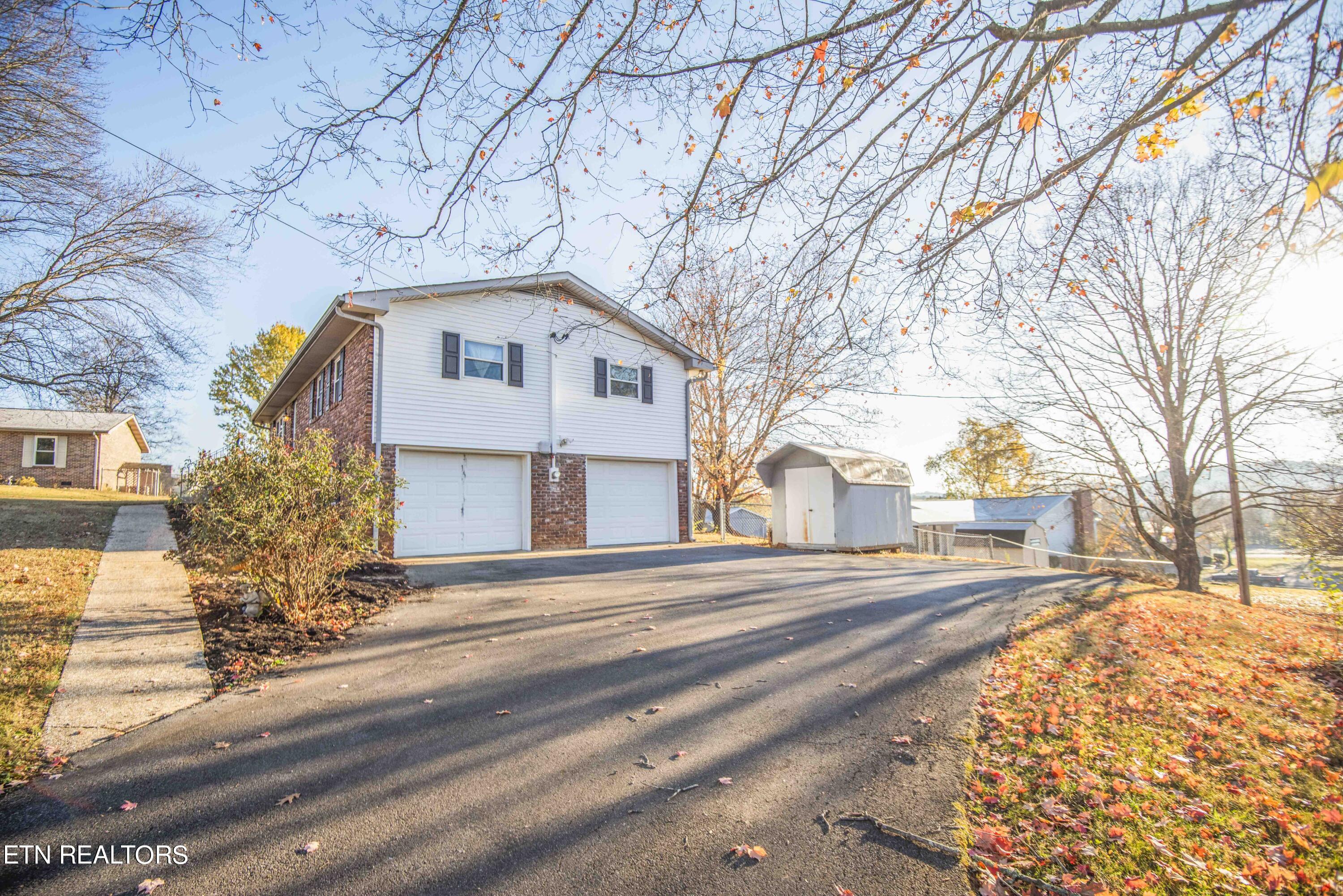 6408 Flintrock Circle