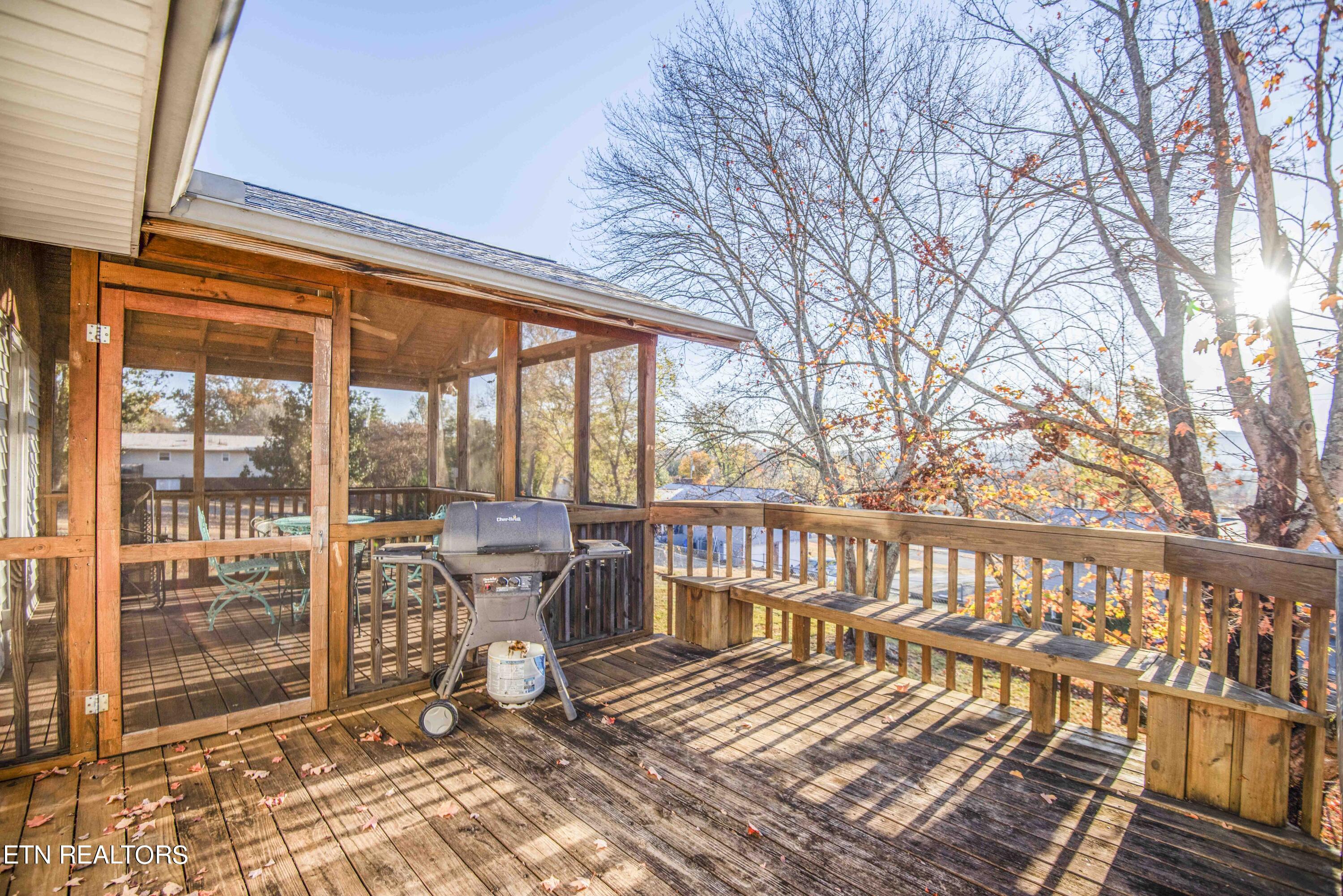 6408 Flintrock Circle