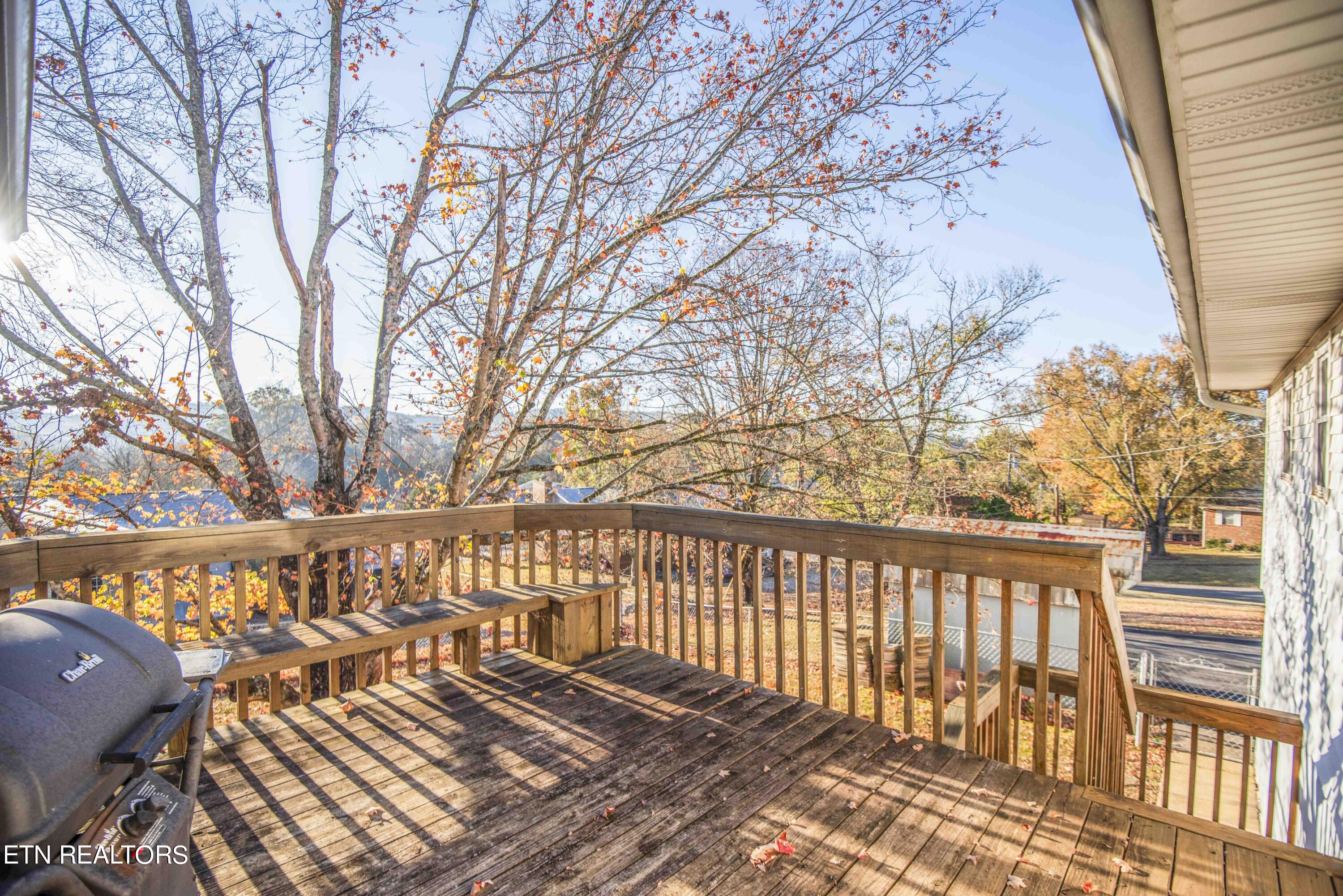 6408 Flintrock Circle