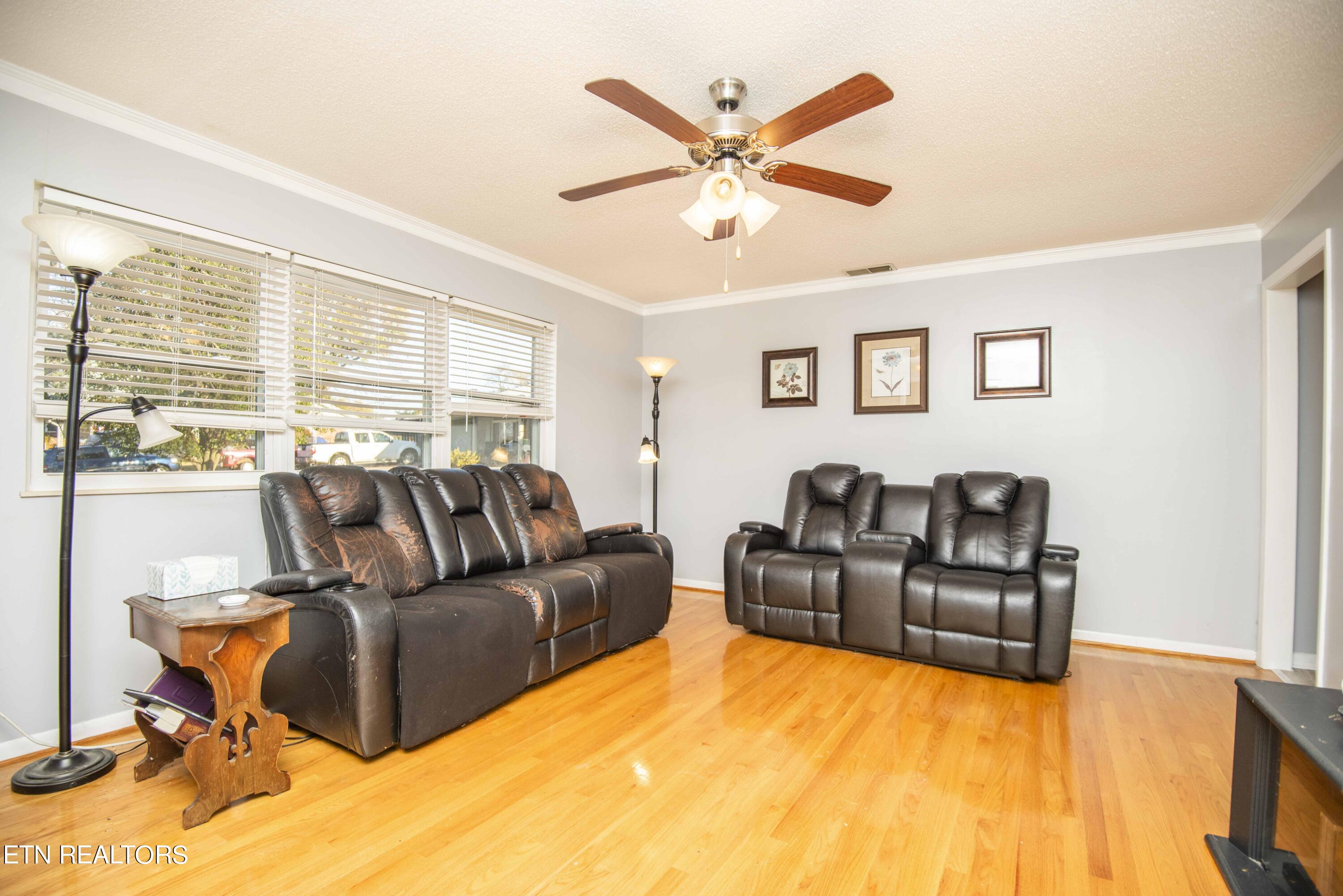 6408 Flintrock Circle