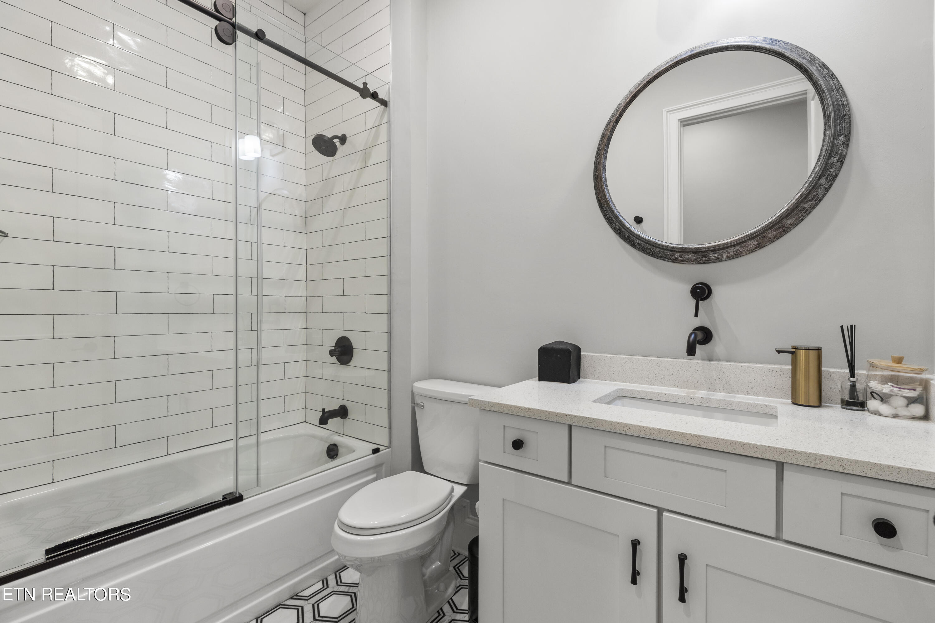 12506 Ivy Lake Drive