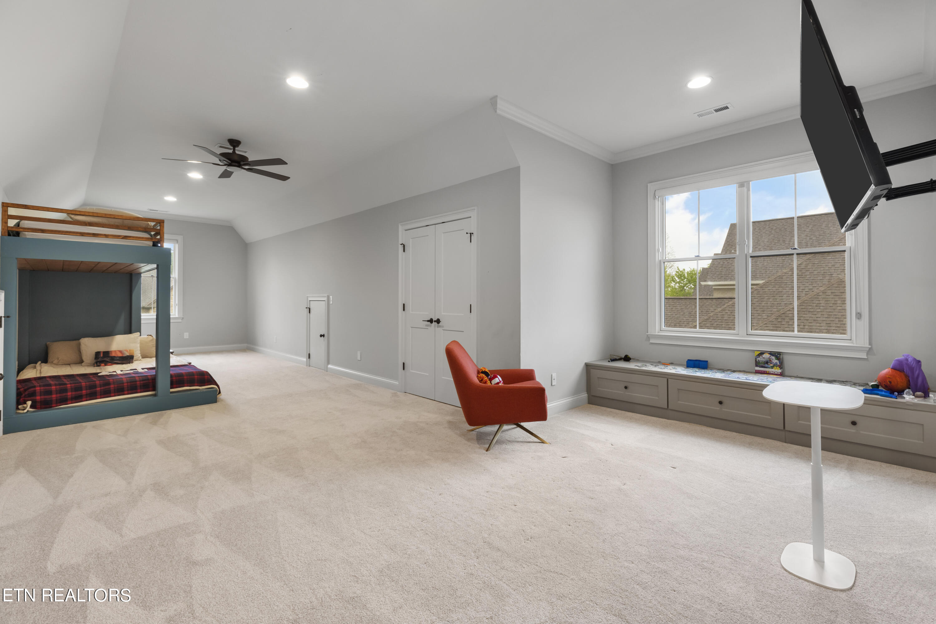 12506 Ivy Lake Drive