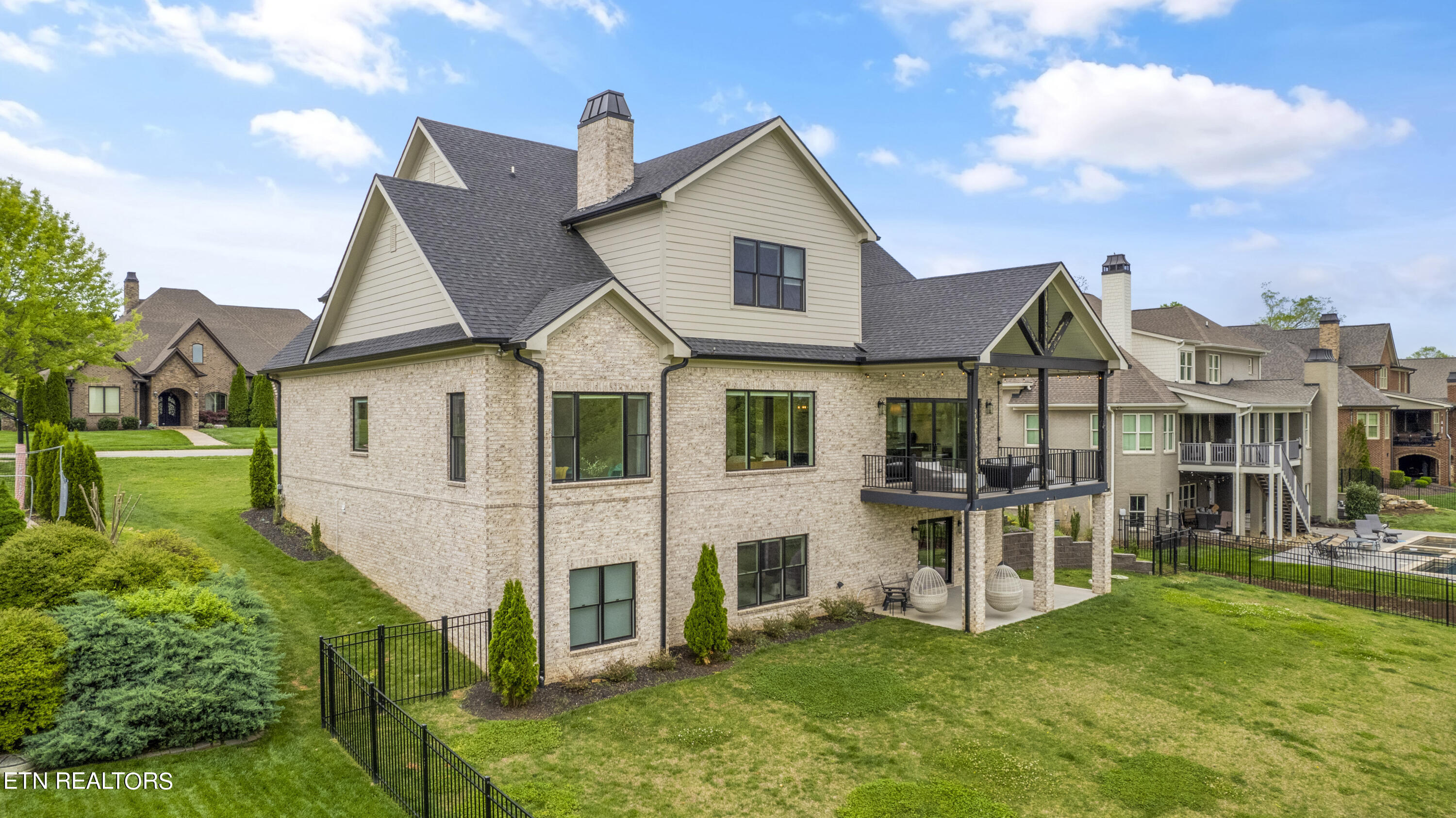 12506 Ivy Lake Drive