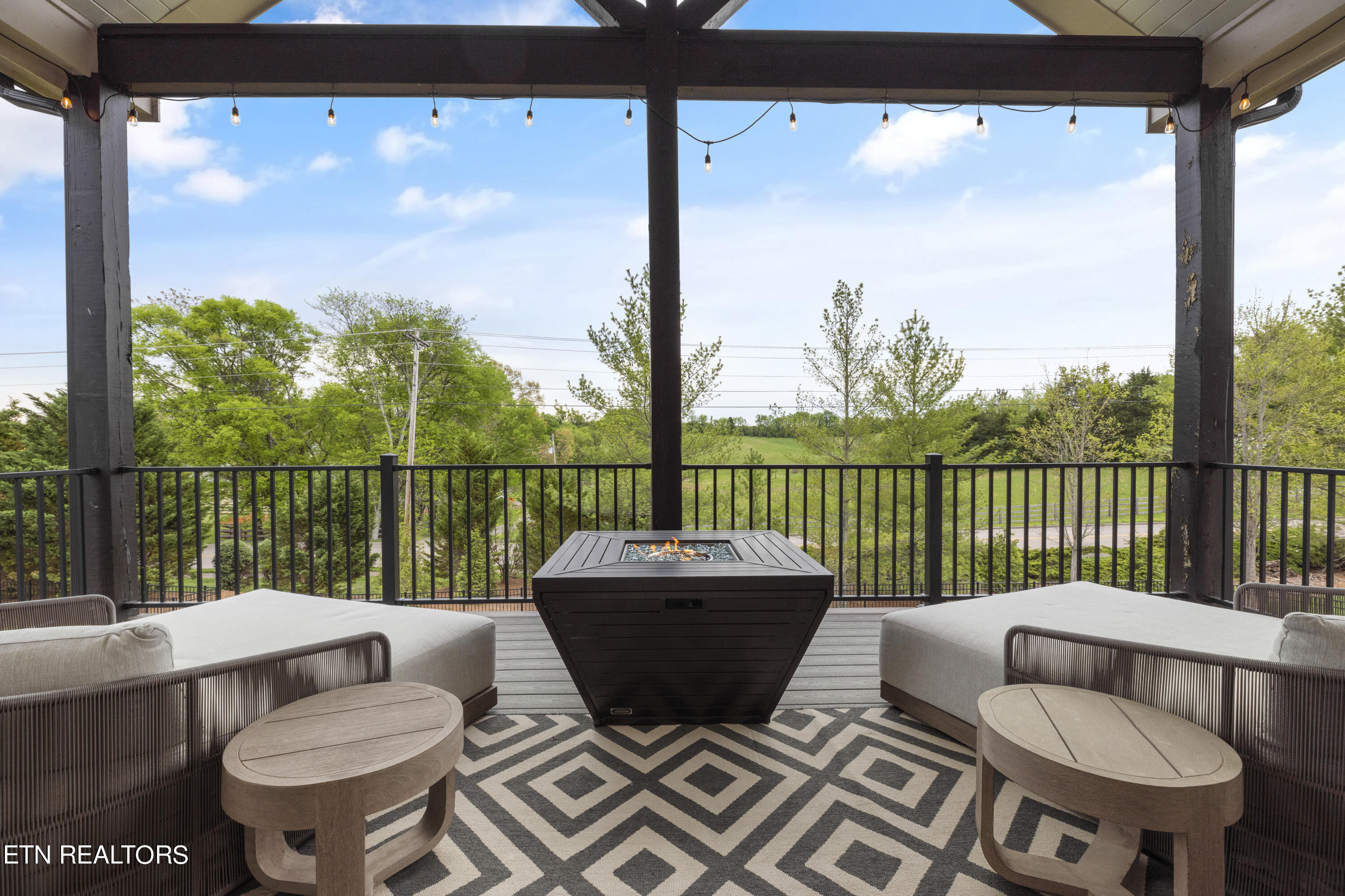 12506 Ivy Lake Drive