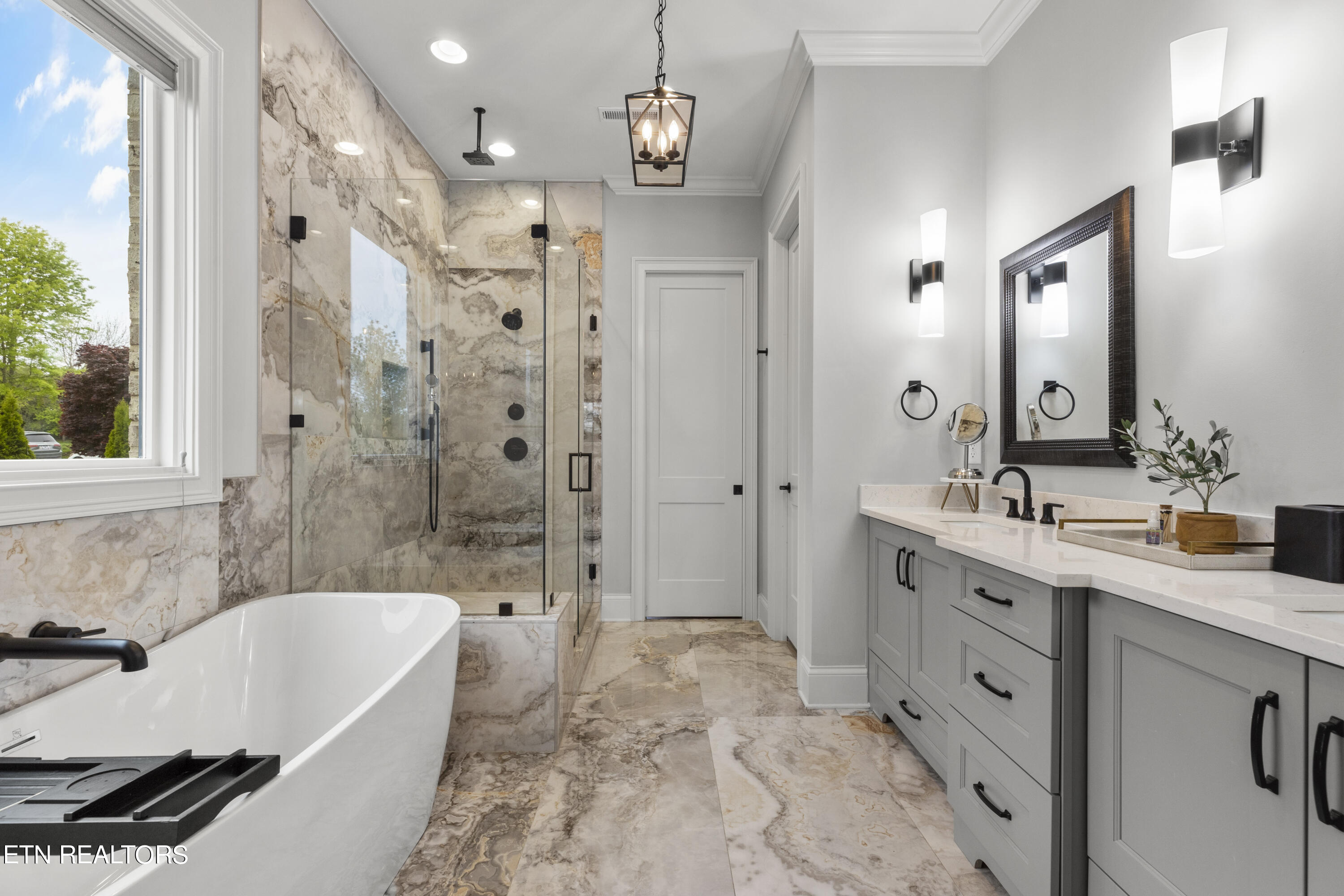 12506 Ivy Lake Drive