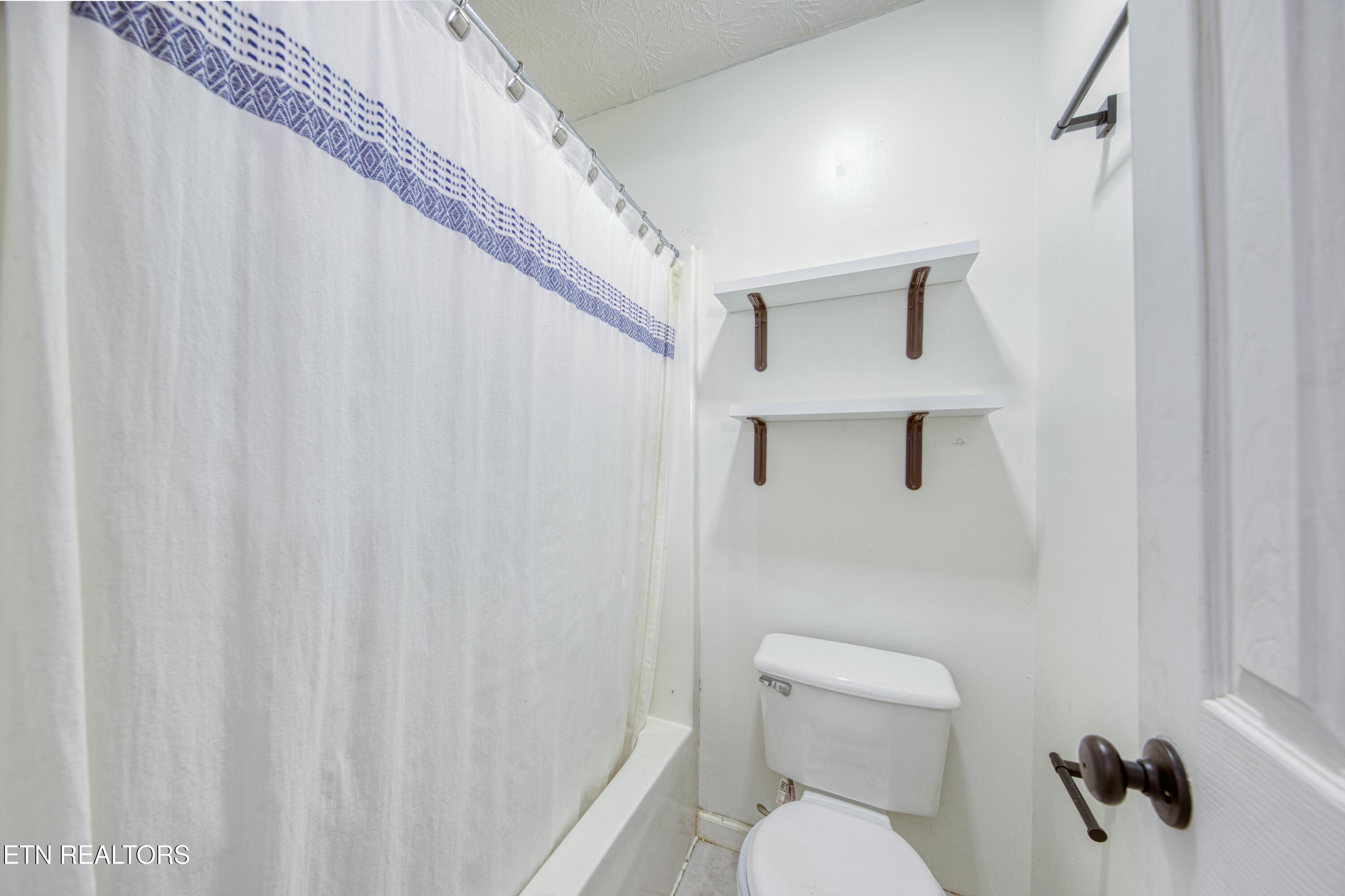 2412 Wadsworth Drive