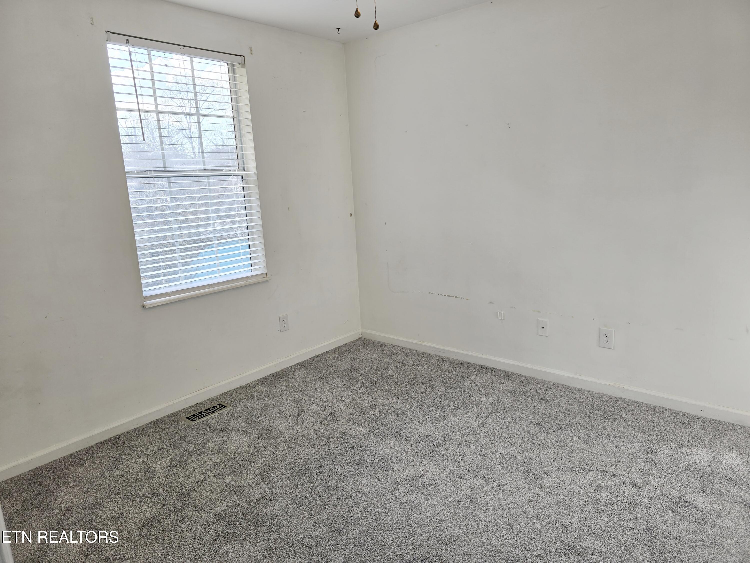 2412 Wadsworth Drive