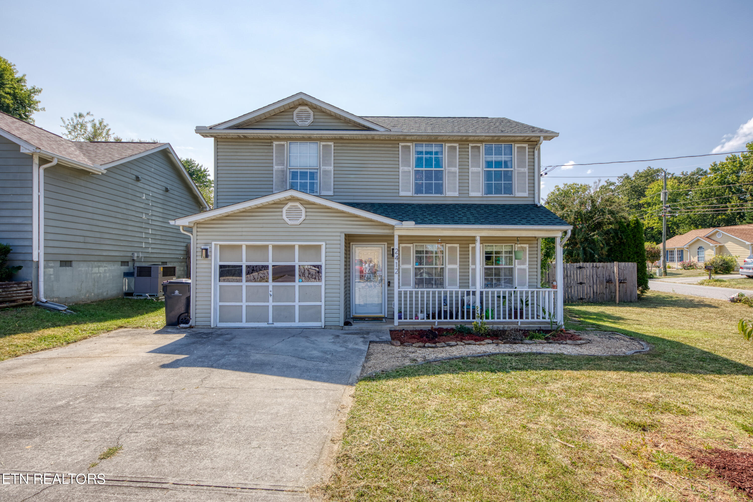 2412 Wadsworth Drive