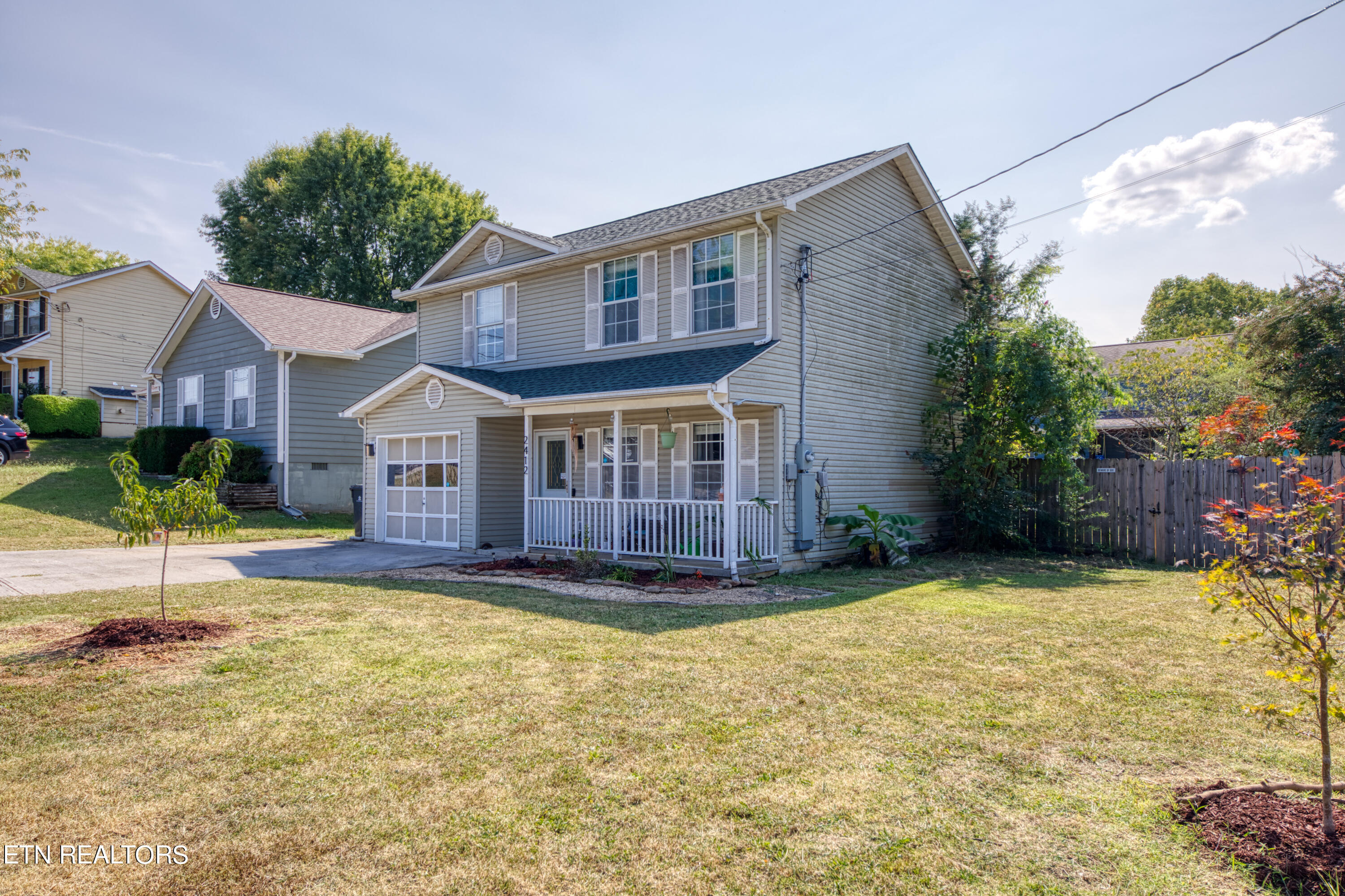 2412 Wadsworth Drive