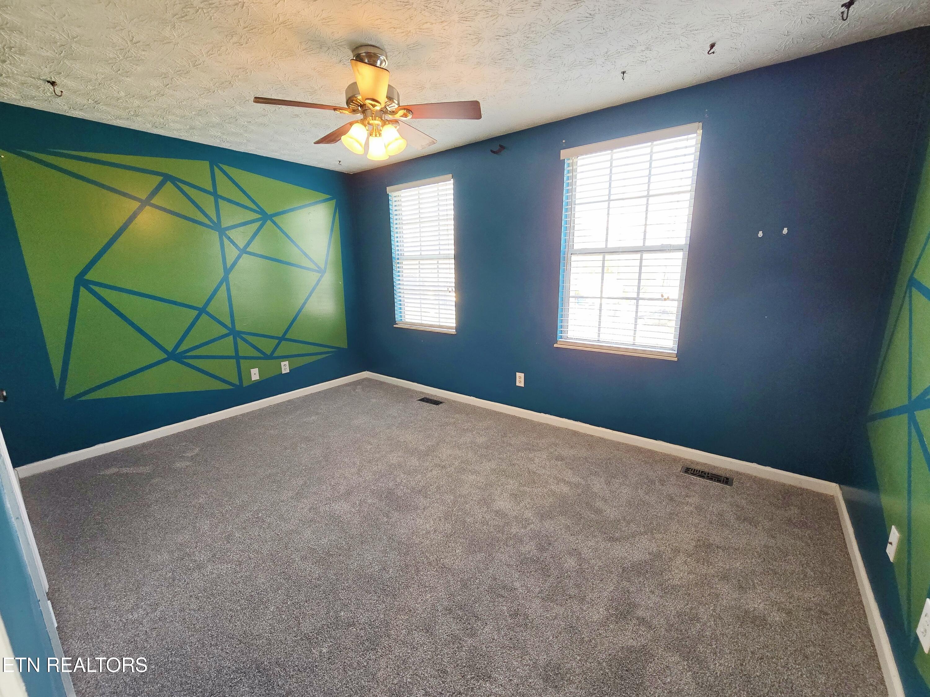 2412 Wadsworth Drive