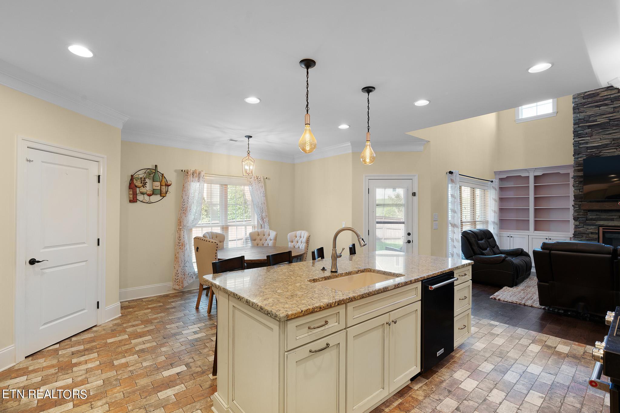 2255 Misty Mountain Circle