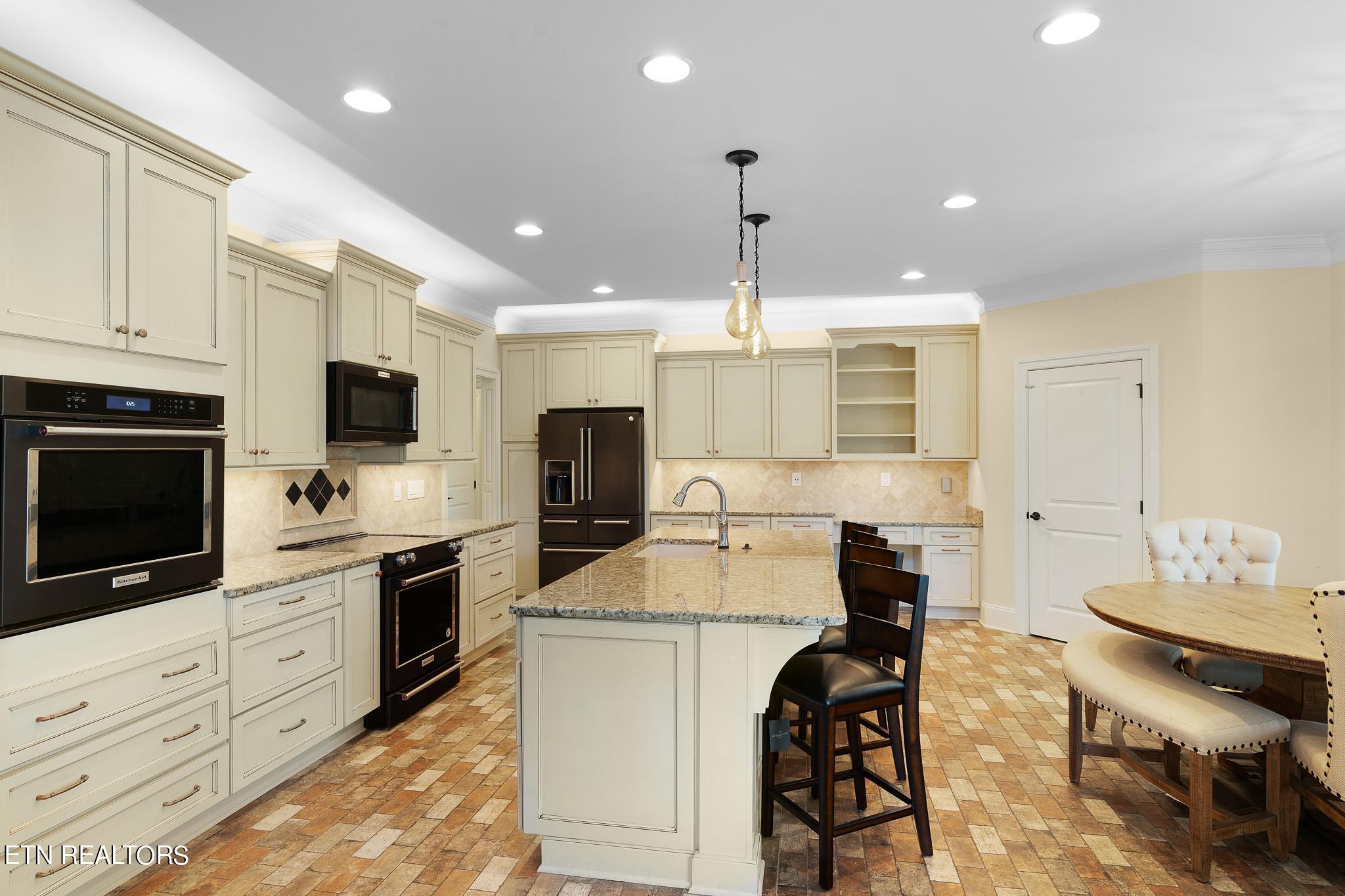 2255 Misty Mountain Circle