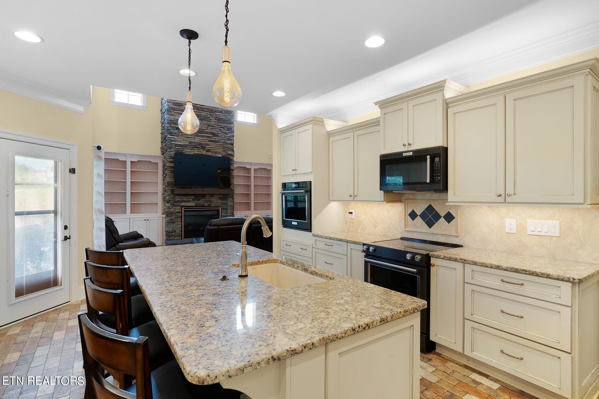 2255 Misty Mountain Circle