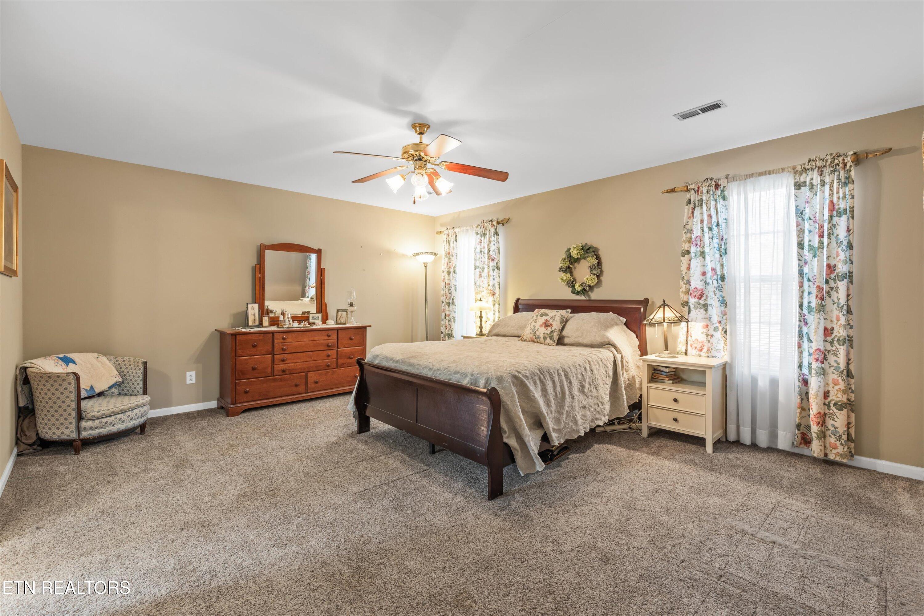 9541 Hoyle Beals Drive