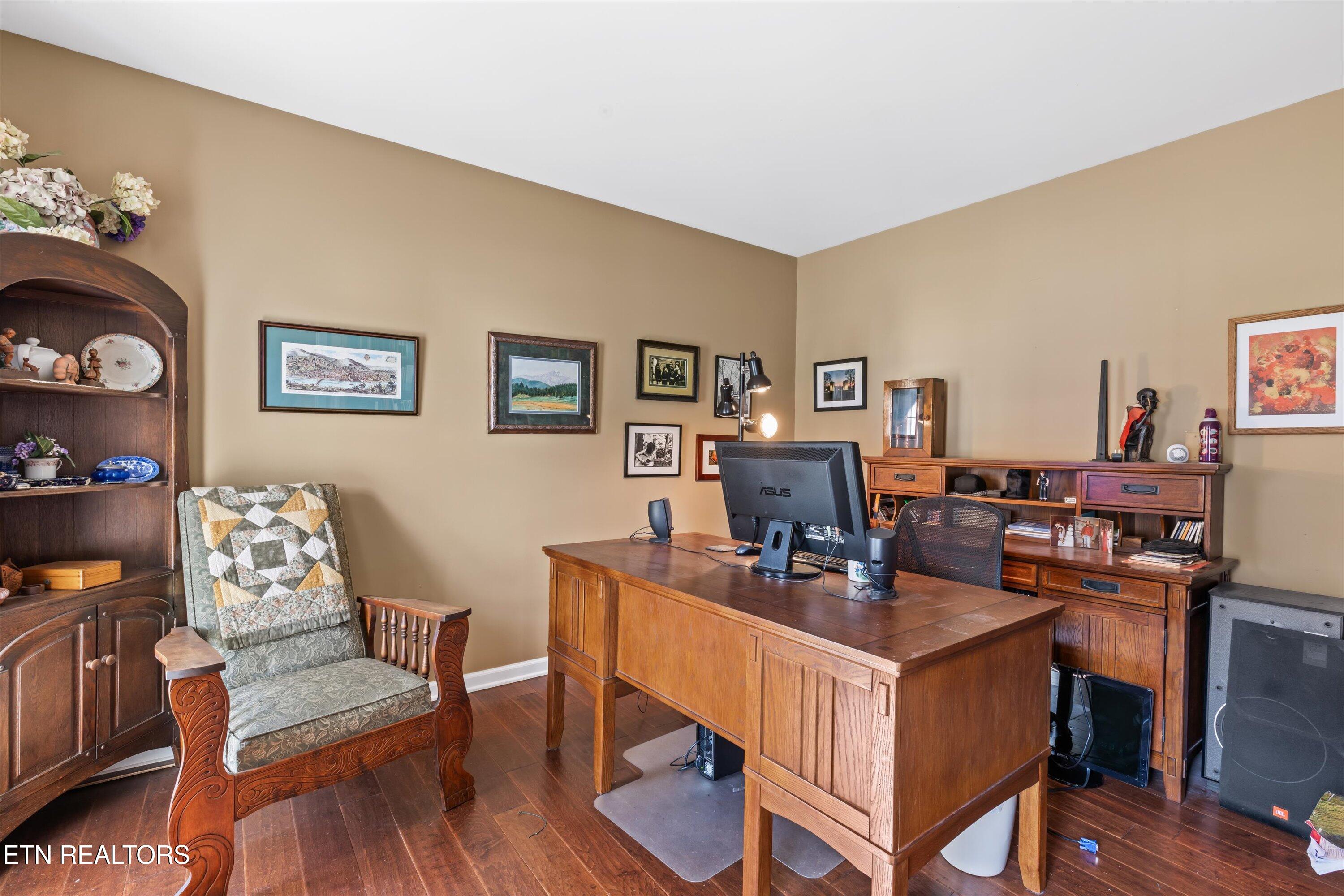 9541 Hoyle Beals Drive