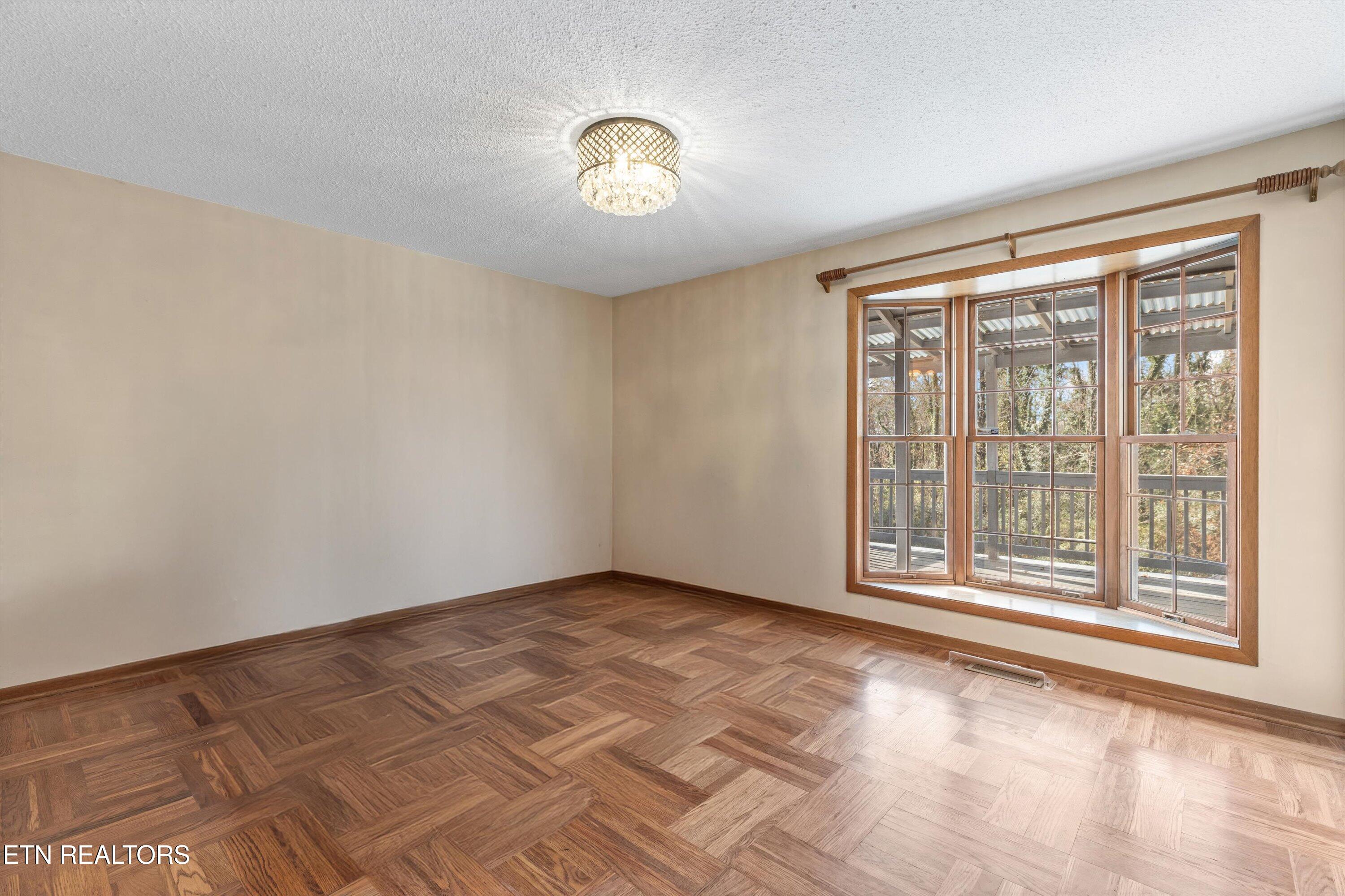 5305 SW Jonathan Way