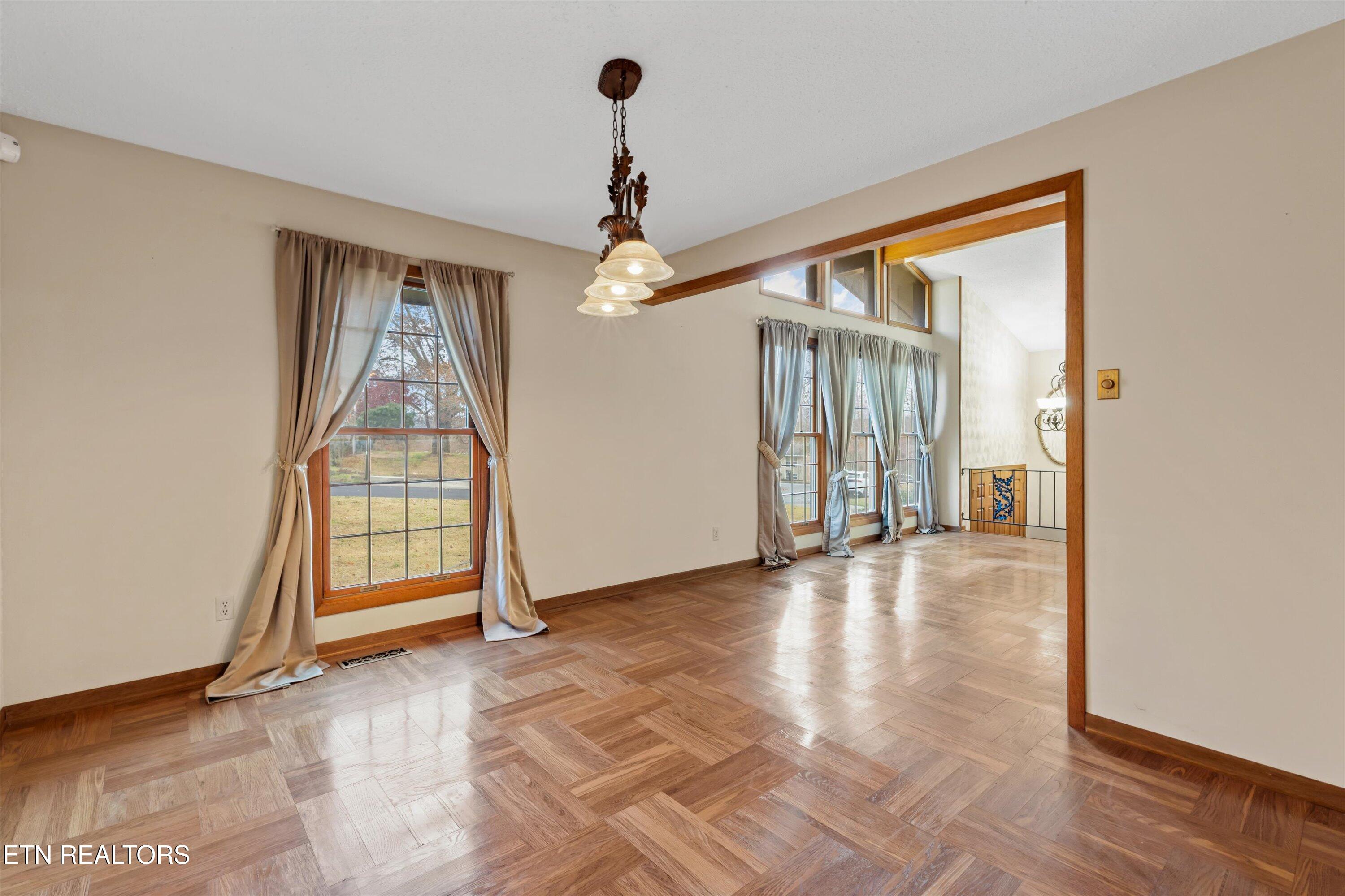 5305 SW Jonathan Way