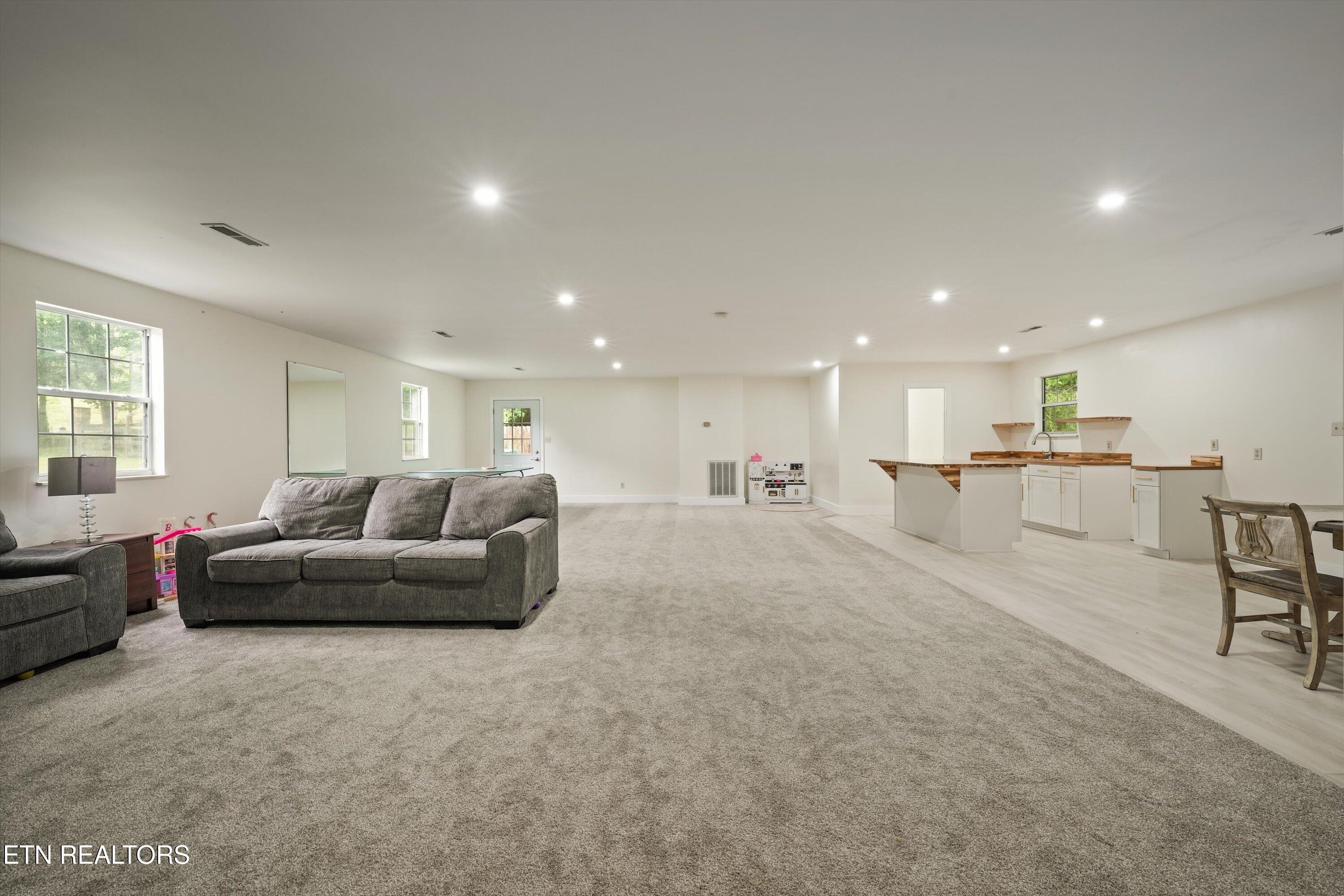 12200 Yarnell Rd