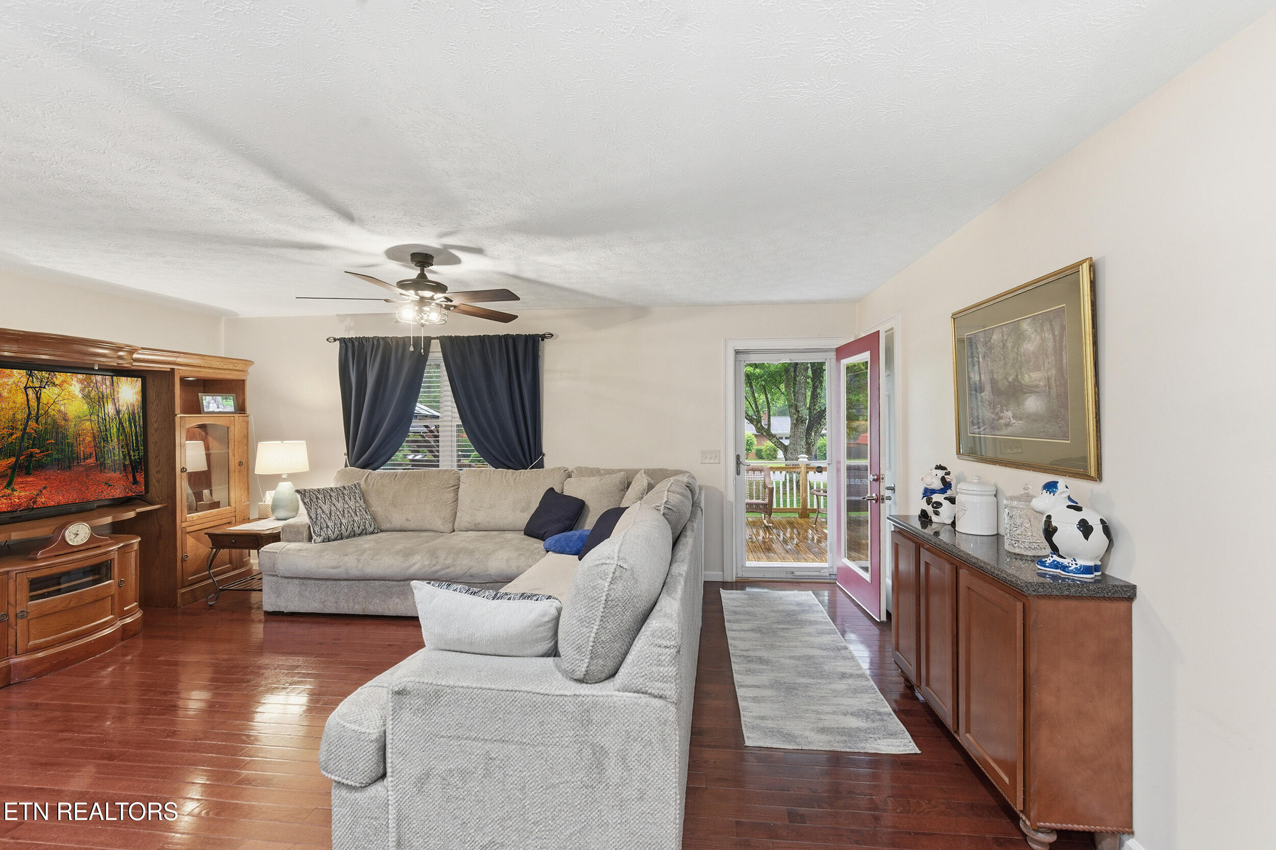 321 Smoky View Rd