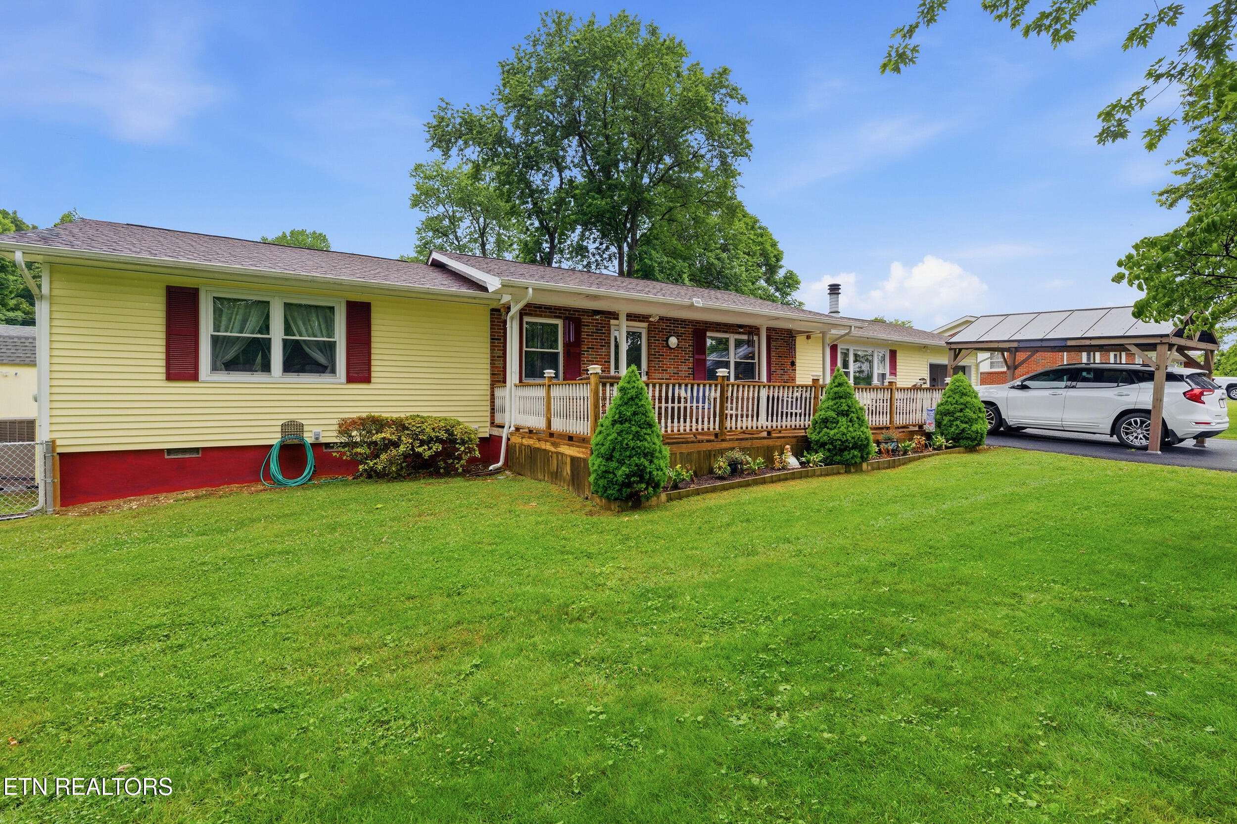 321 Smoky View Rd