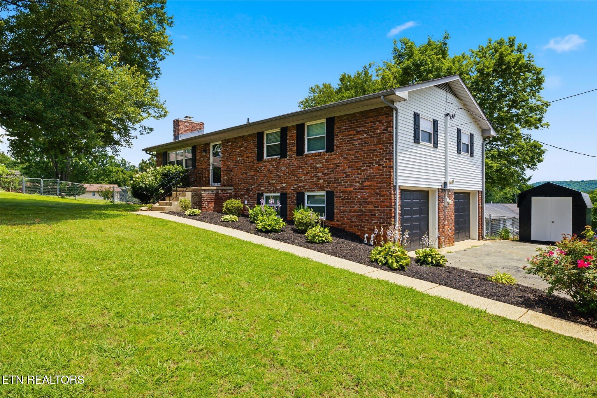 6408 Flintrock Circle