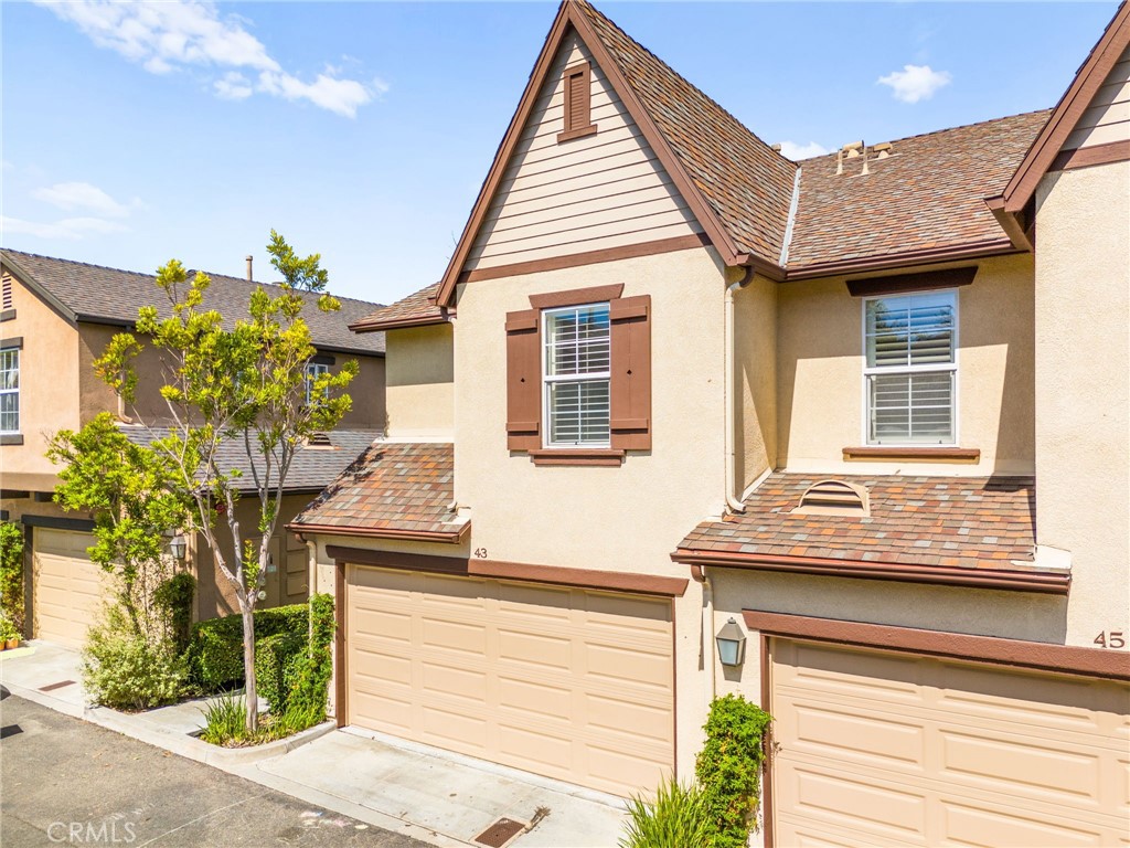 43 Three Vines Court