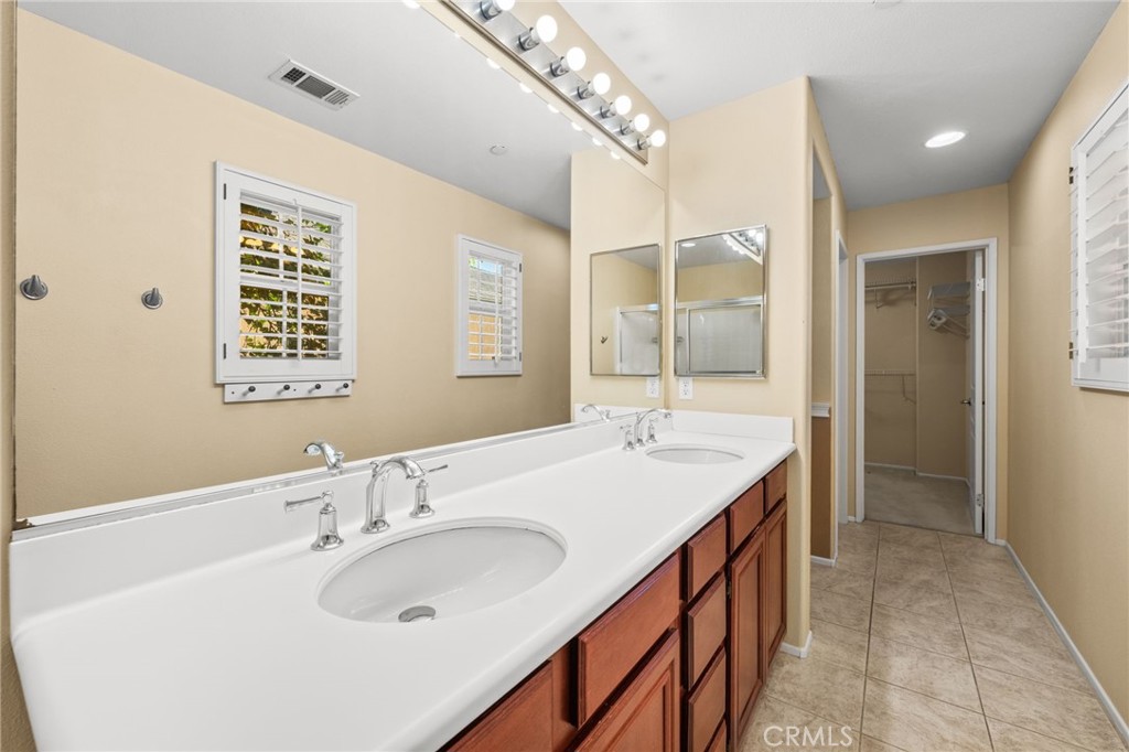 43 Three Vines Court