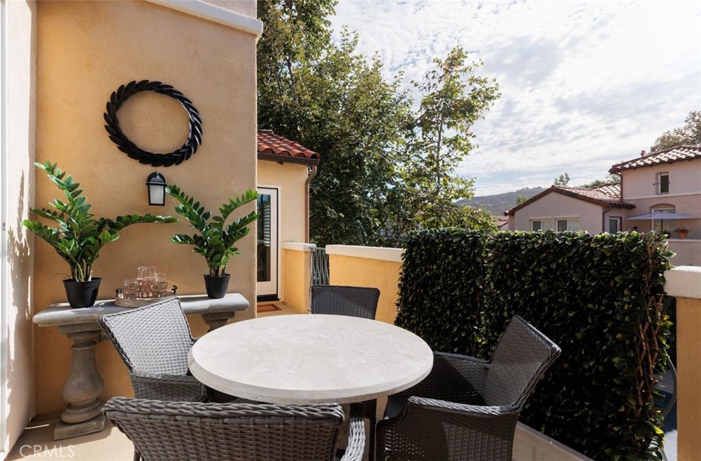 2 Teramo Court
