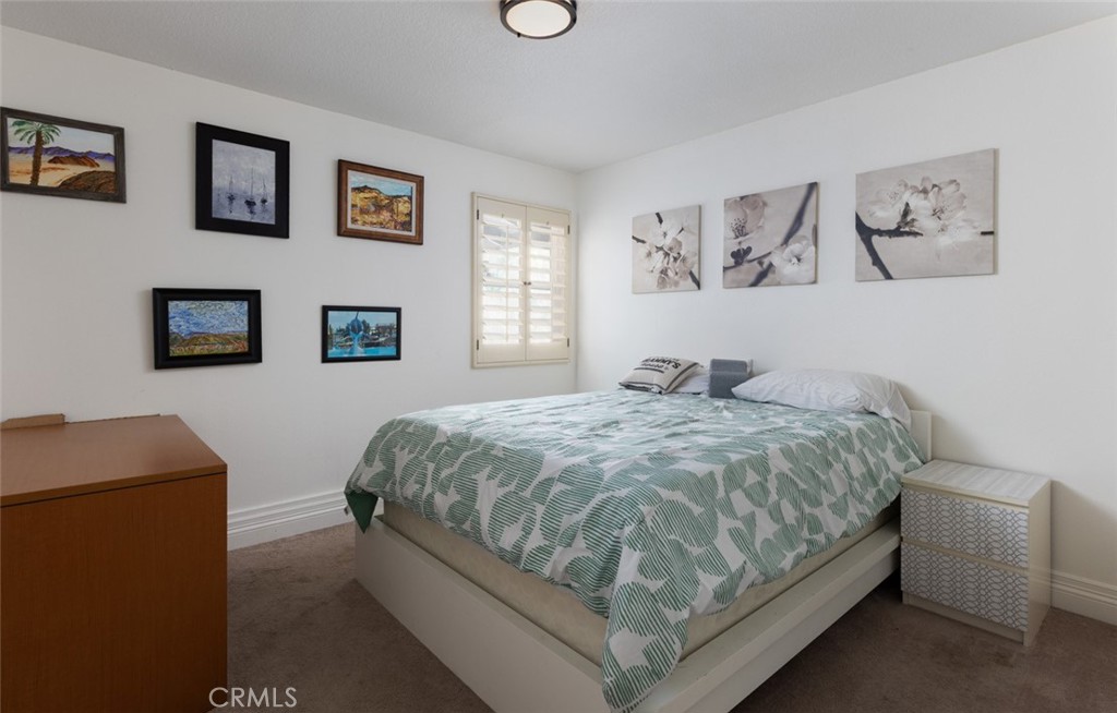 262 S La Linda Drive