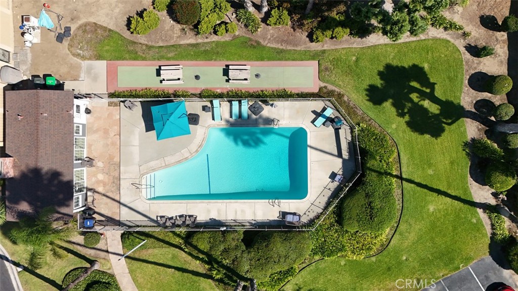 262 S La Linda Drive