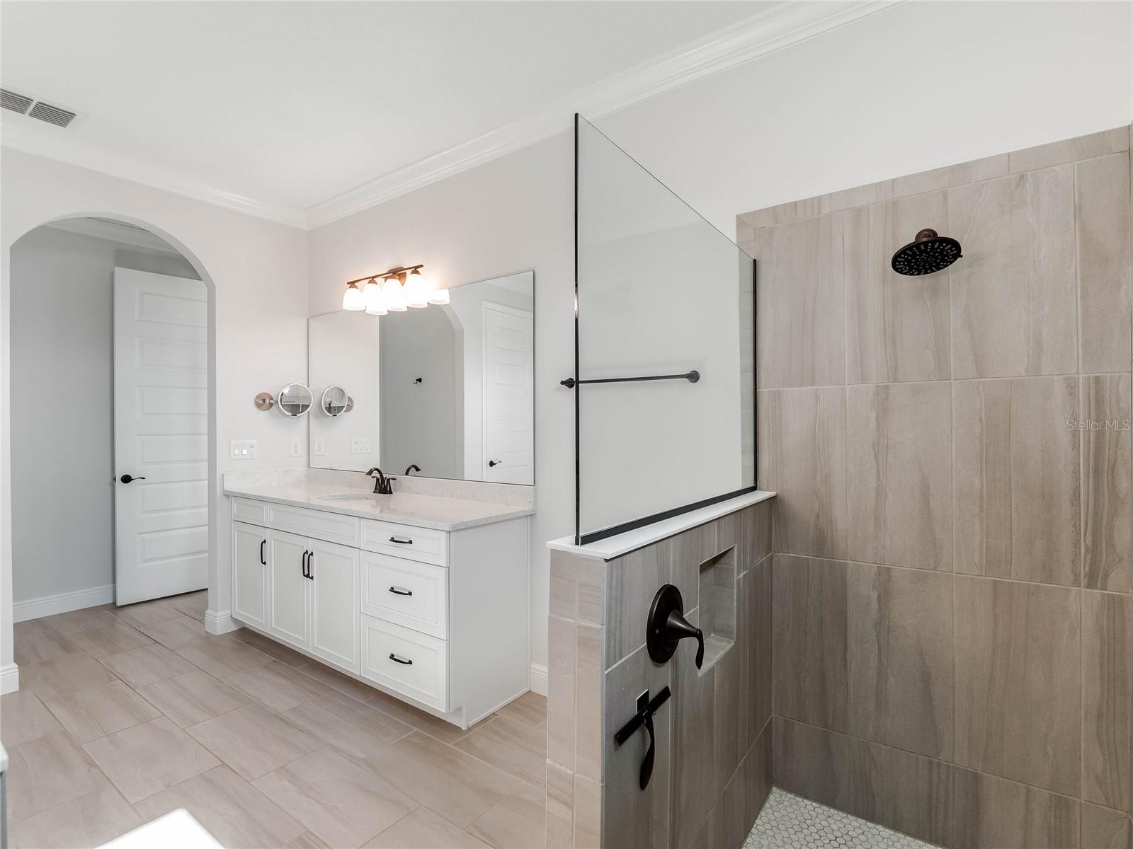 10198 MERRYMEETING BAY DR