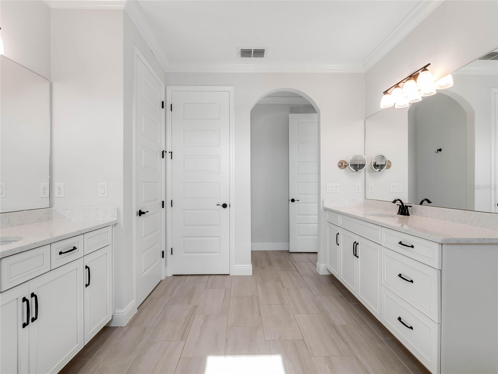 10198 MERRYMEETING BAY DR