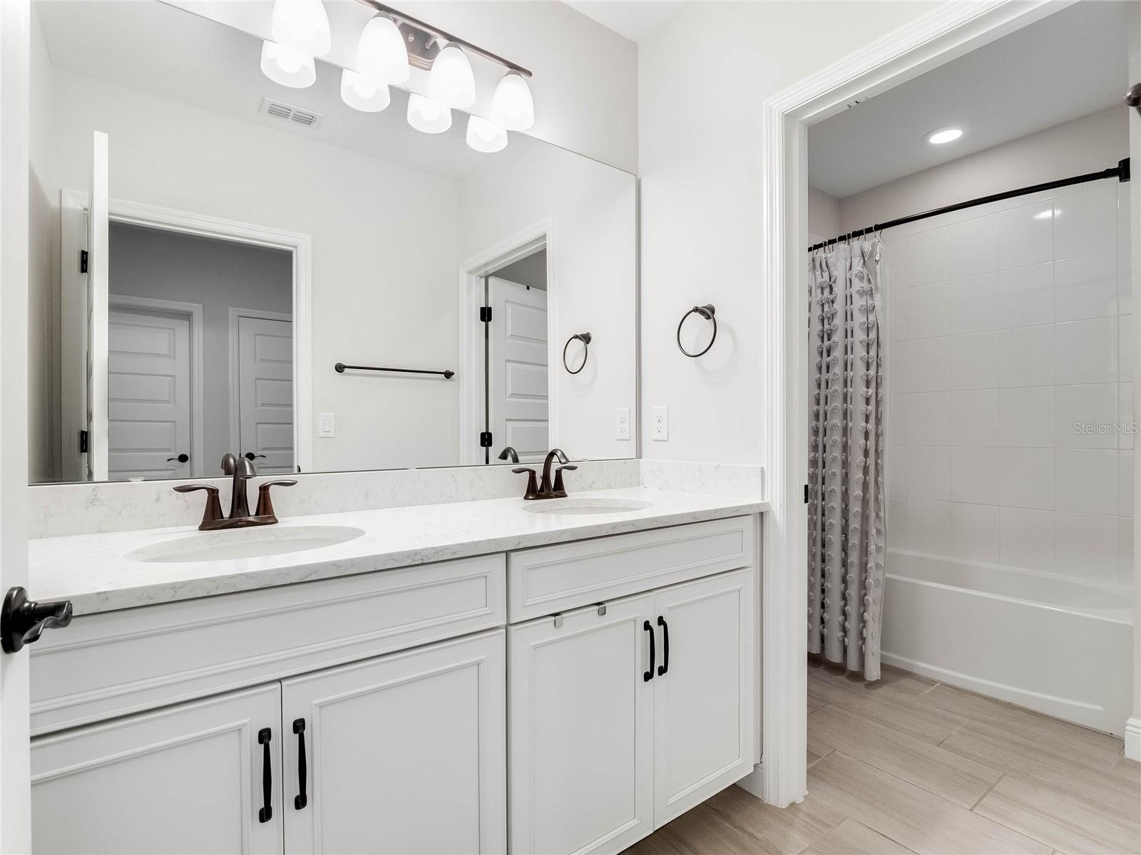 10198 MERRYMEETING BAY DR