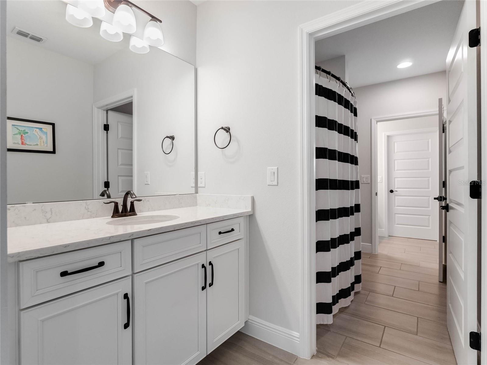 10198 MERRYMEETING BAY DR