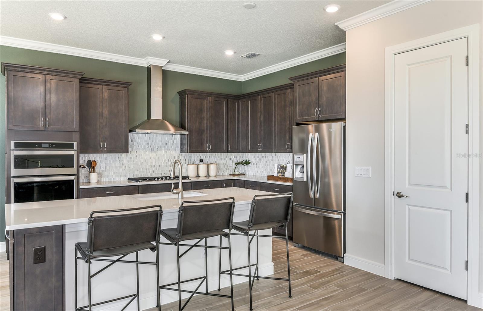 3961 WINDING MEADOWS ST